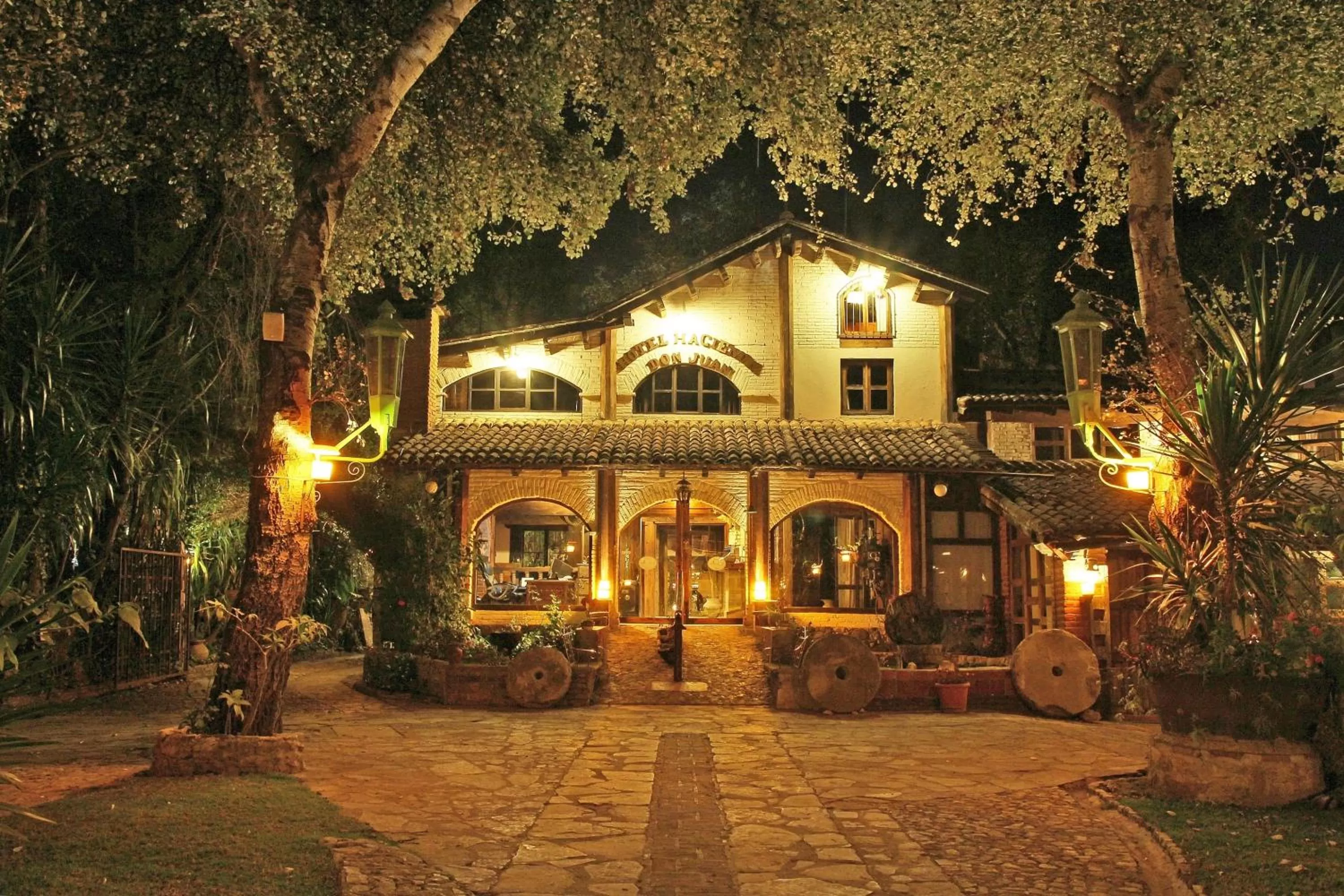 Facade/entrance in Hotel Hacienda Don Juan