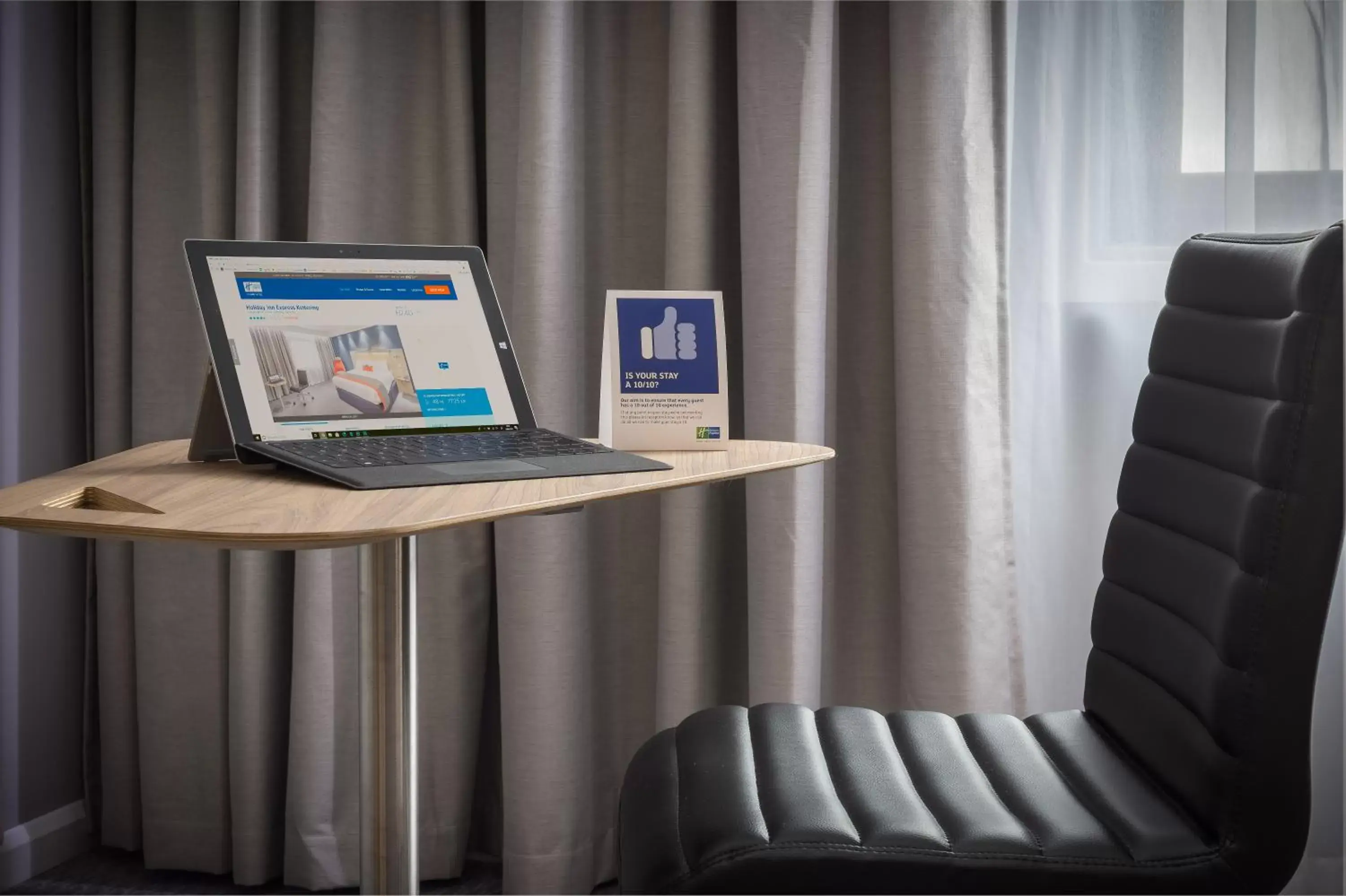 Twin Room in Holiday Inn Express Kettering, an IHG Hotel Twin Room in Holiday Inn Express Kettering, an IHG Hotel