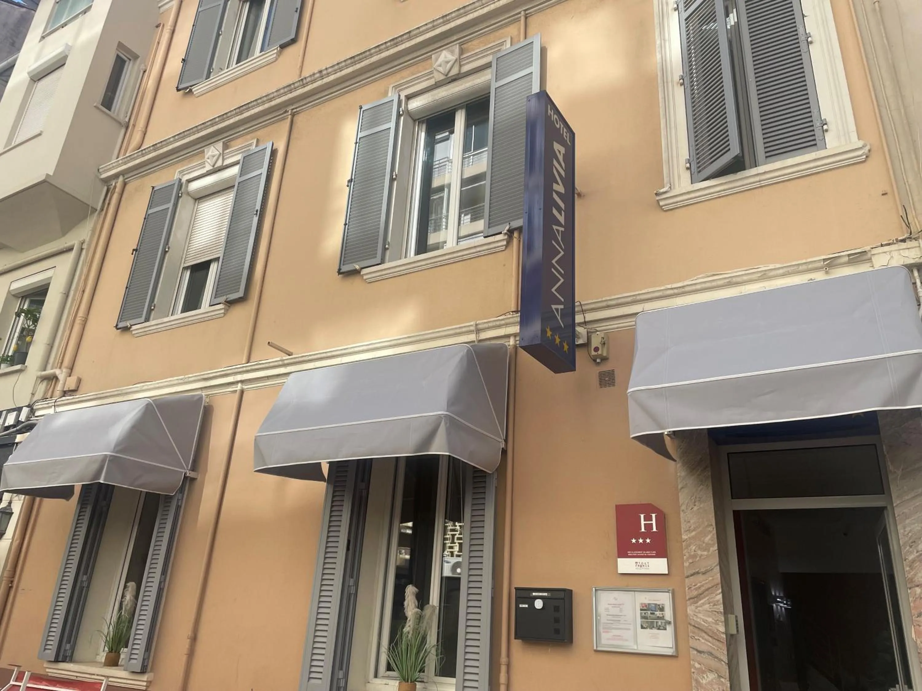 Property building in Hôtel Anna Livia
