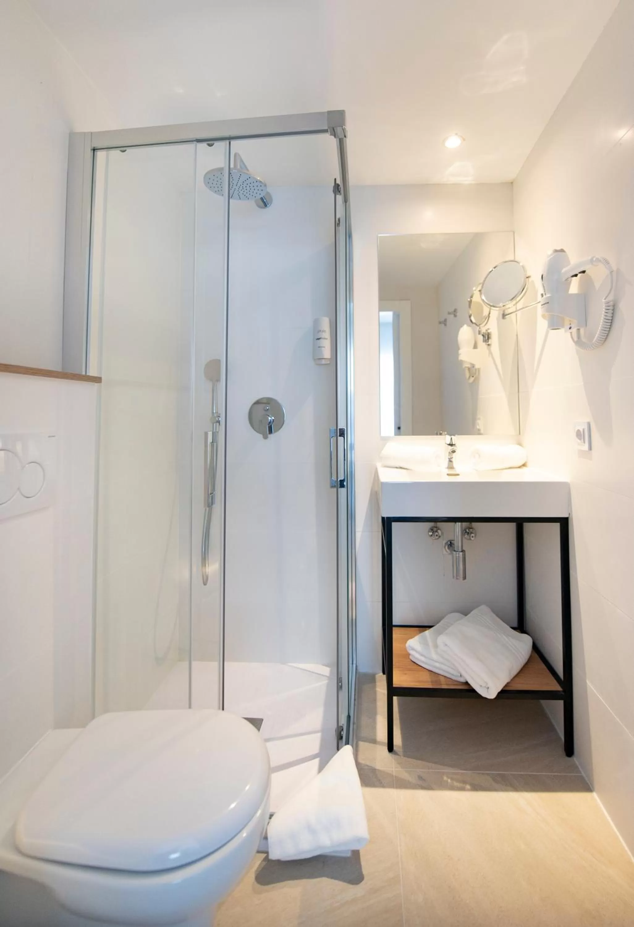 Bathroom in Hostal Blanca