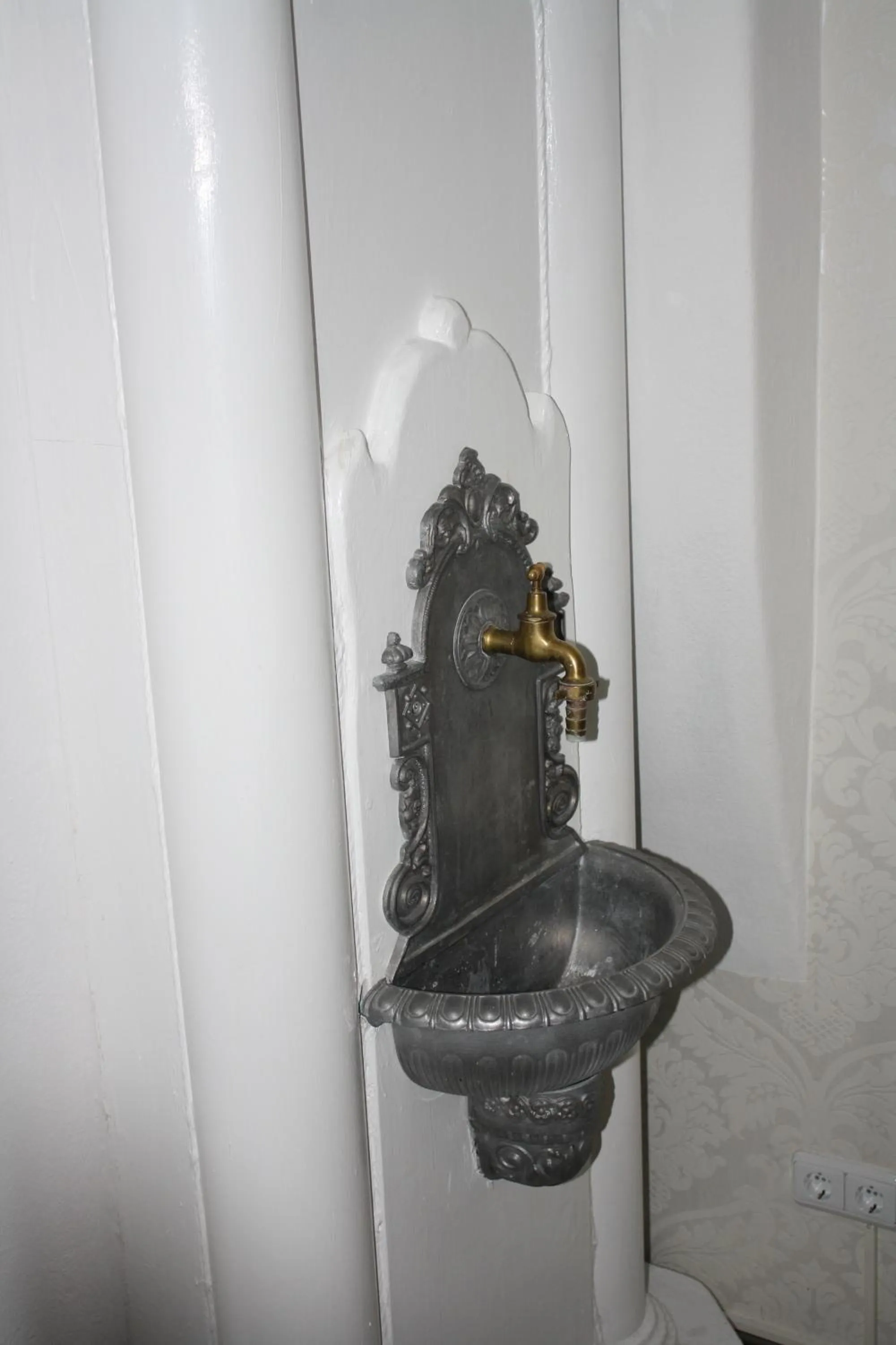 Decorative detail in Elements Hotel