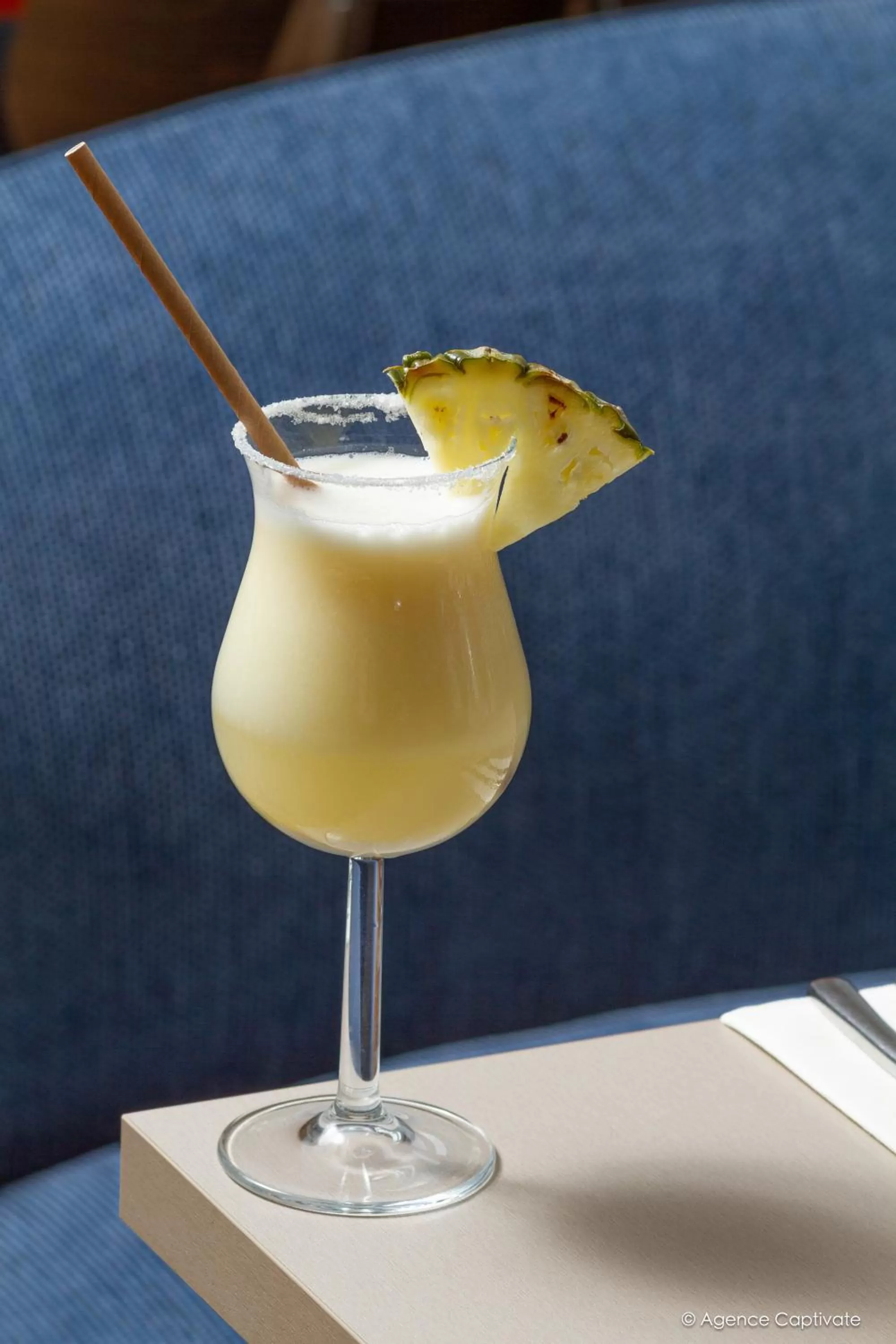 Lounge or bar in Hôtel Spa De La Citadelle Lorient