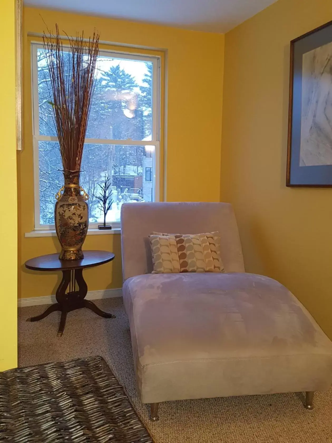 Deluxe Queen Room in Les Trois Erables Boutique Inn Deluxe Queen Room in Les Trois Erables Boutique Inn