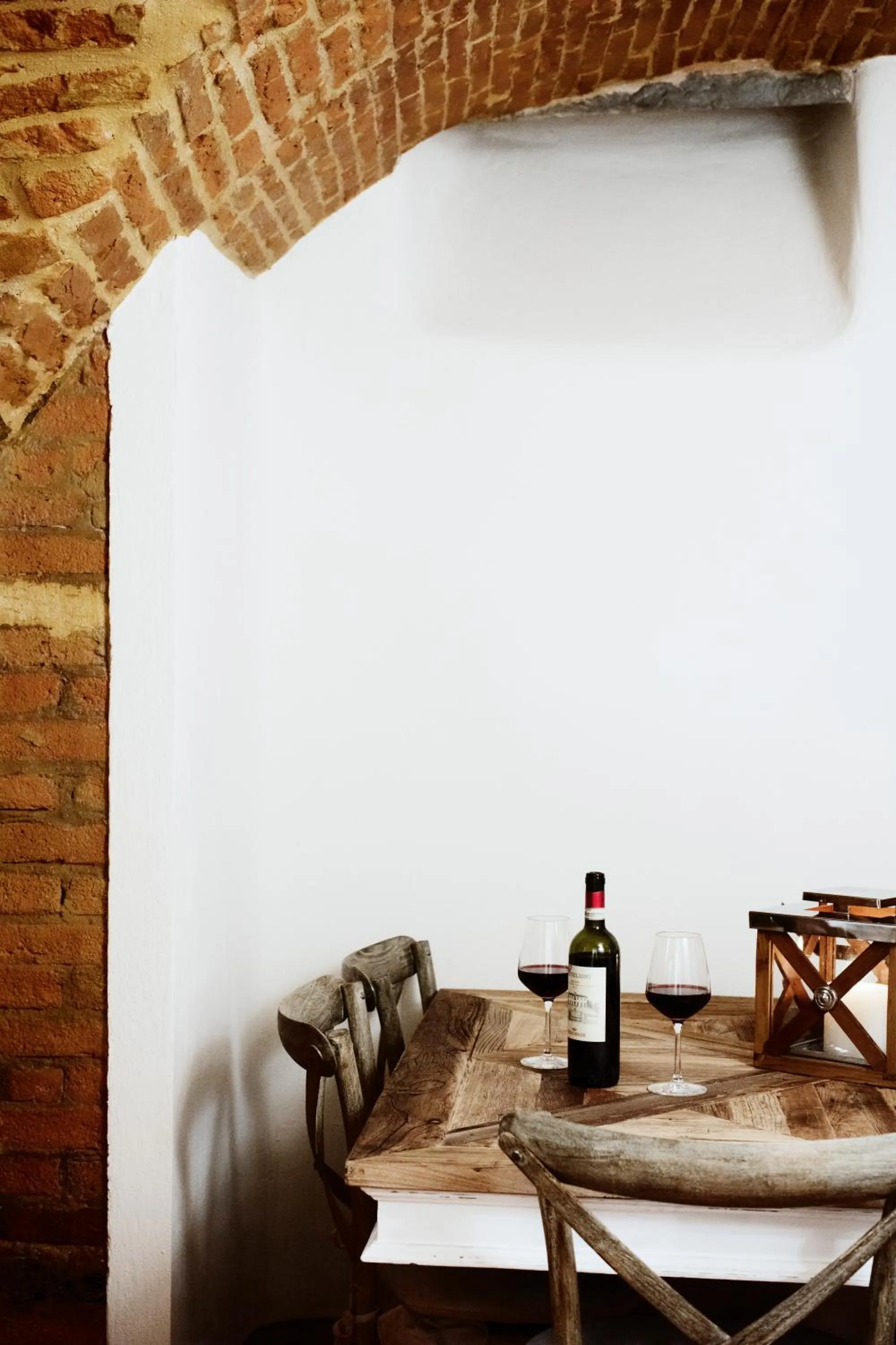 Area and facilities in The Frame Hotel