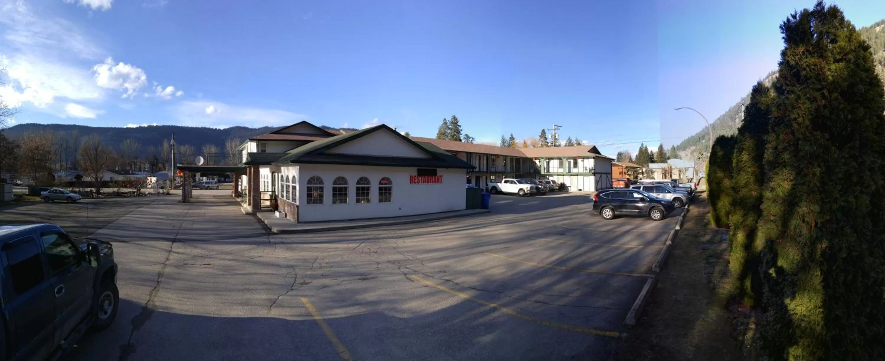 Property building in Chase Country Inn