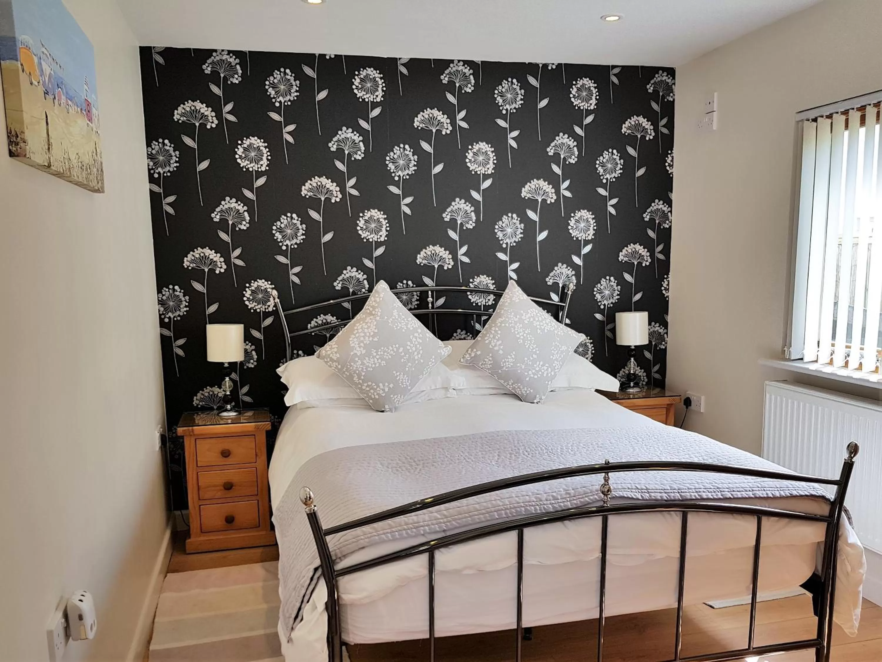 Bed in Oak Lodge B&B