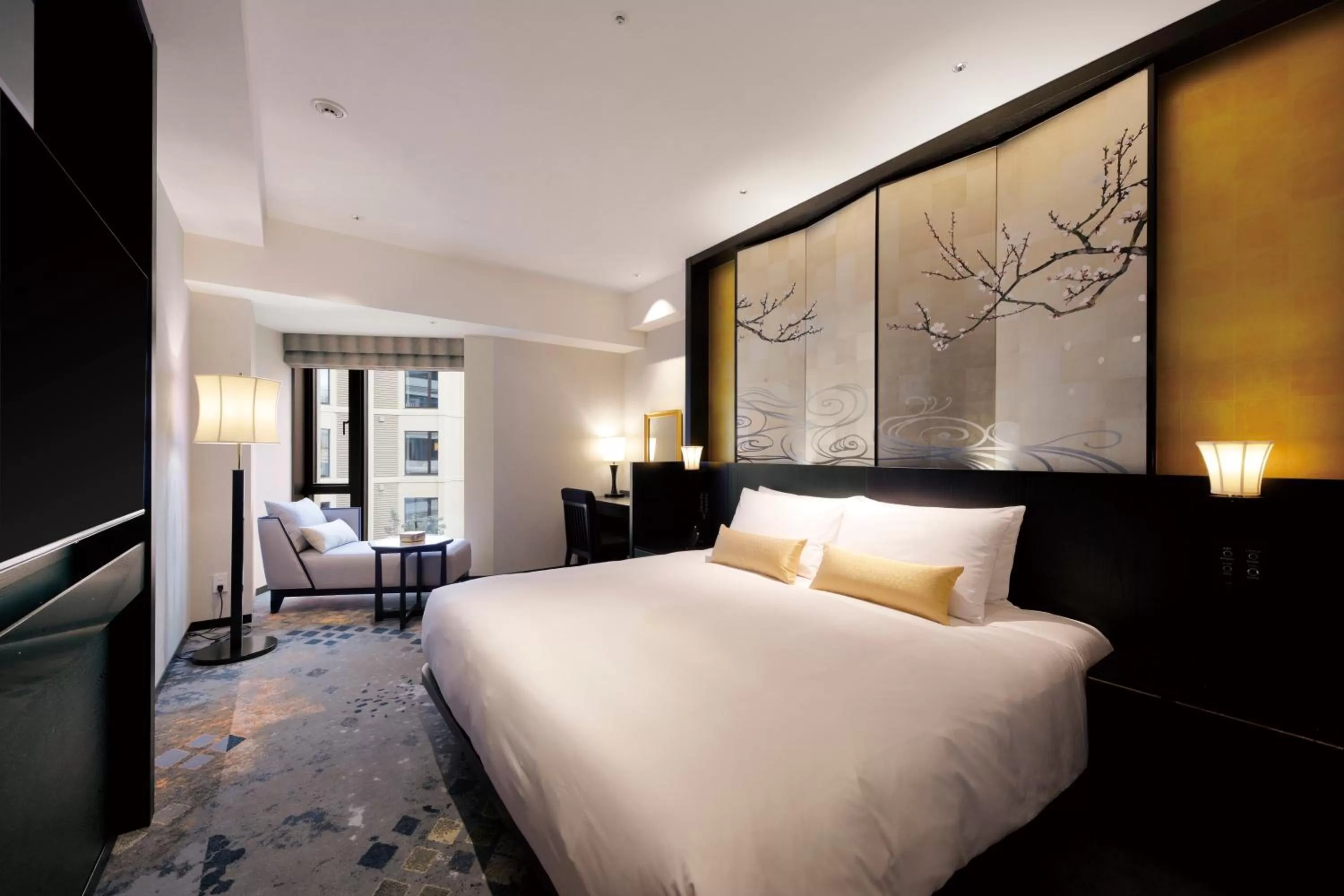 Photo of the whole room, Bed in THE HOTEL SANRAKU KANAZAWA 21th December 2022 OPEN