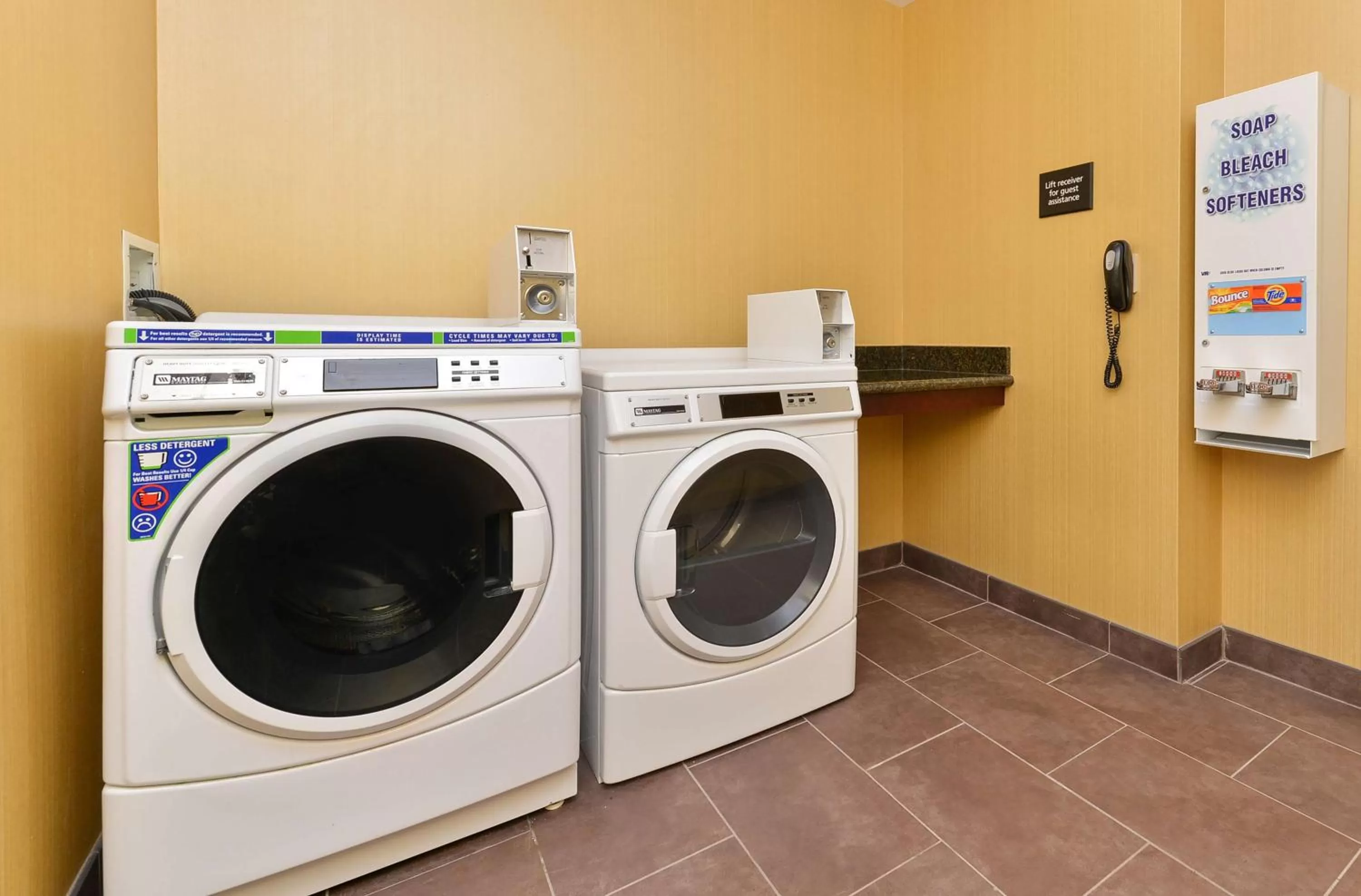 Property building in Hampton Inn Ottumwa