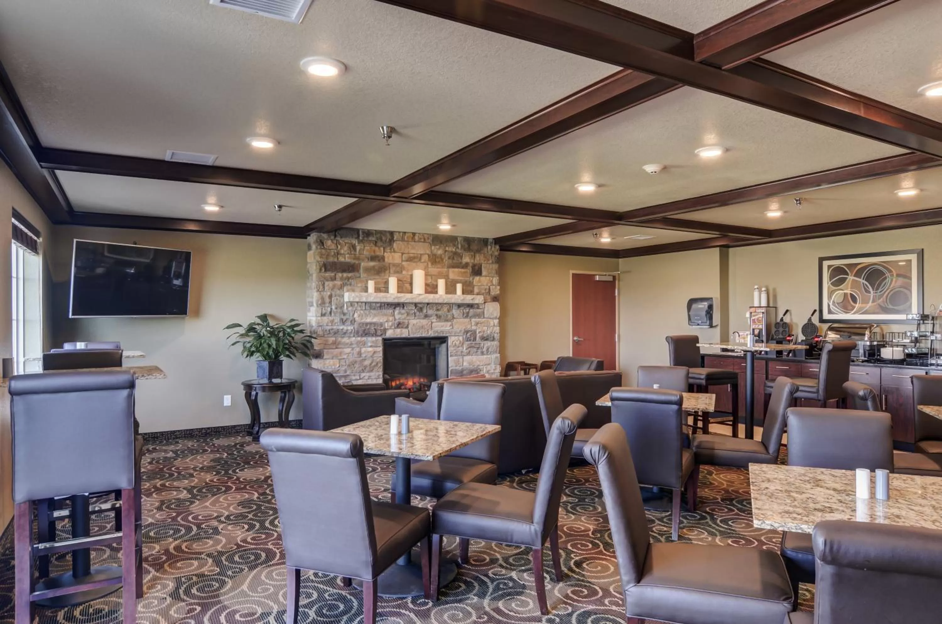 Cobblestone Inn & Suites - Altamont