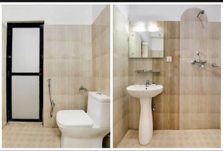 Bathroom in Hotel The Lake