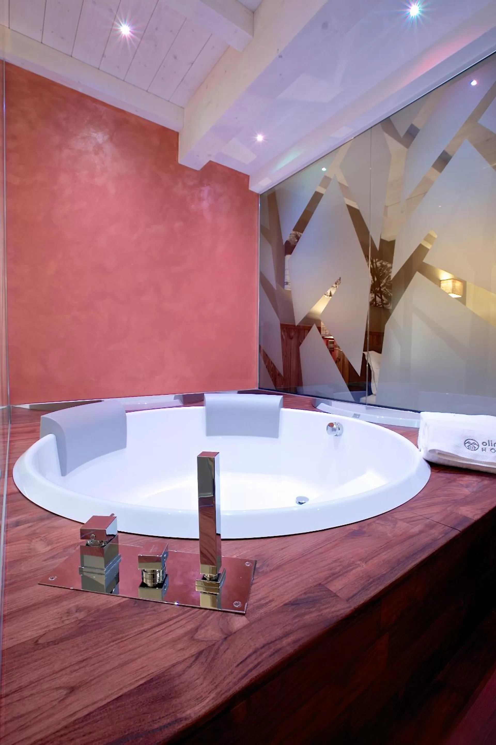 Bath in Olimpia Hotel