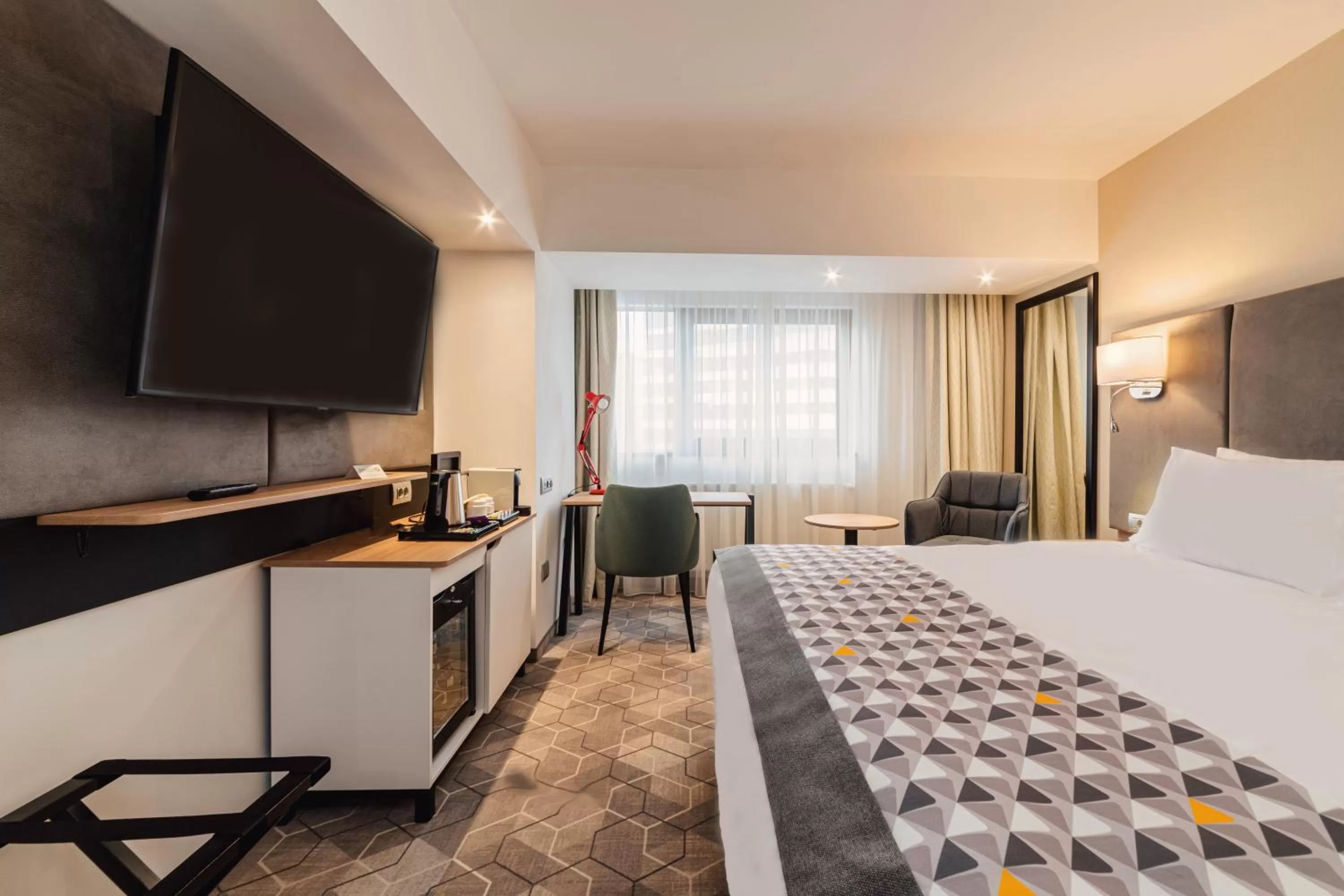 Bed in Holiday Inn Bucharest - Times by IHG