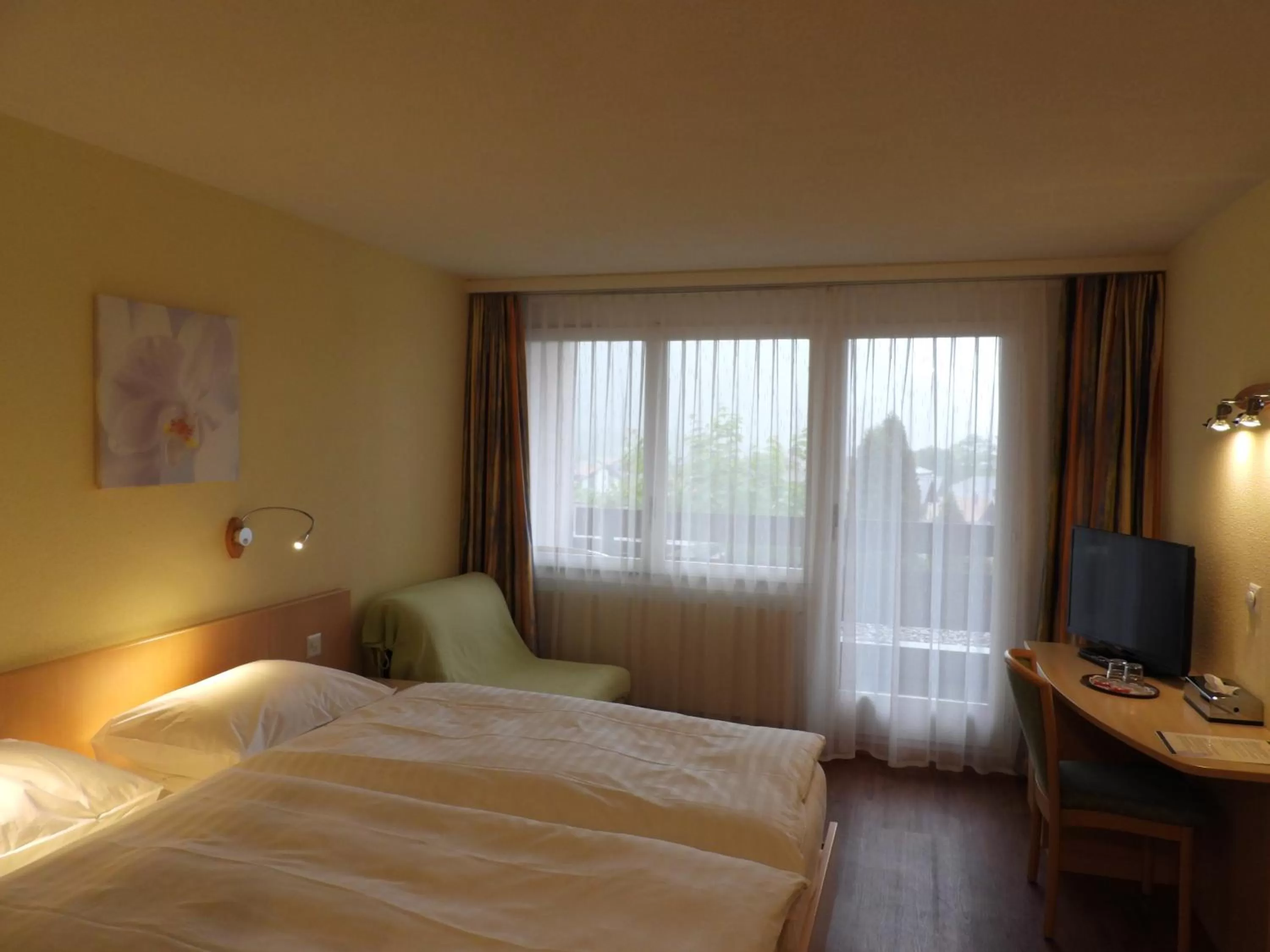 Bed in Hotel Sherlock Holmes & Khana Restaurant "nur 200 m zur Gondelbahn Hasliberg"