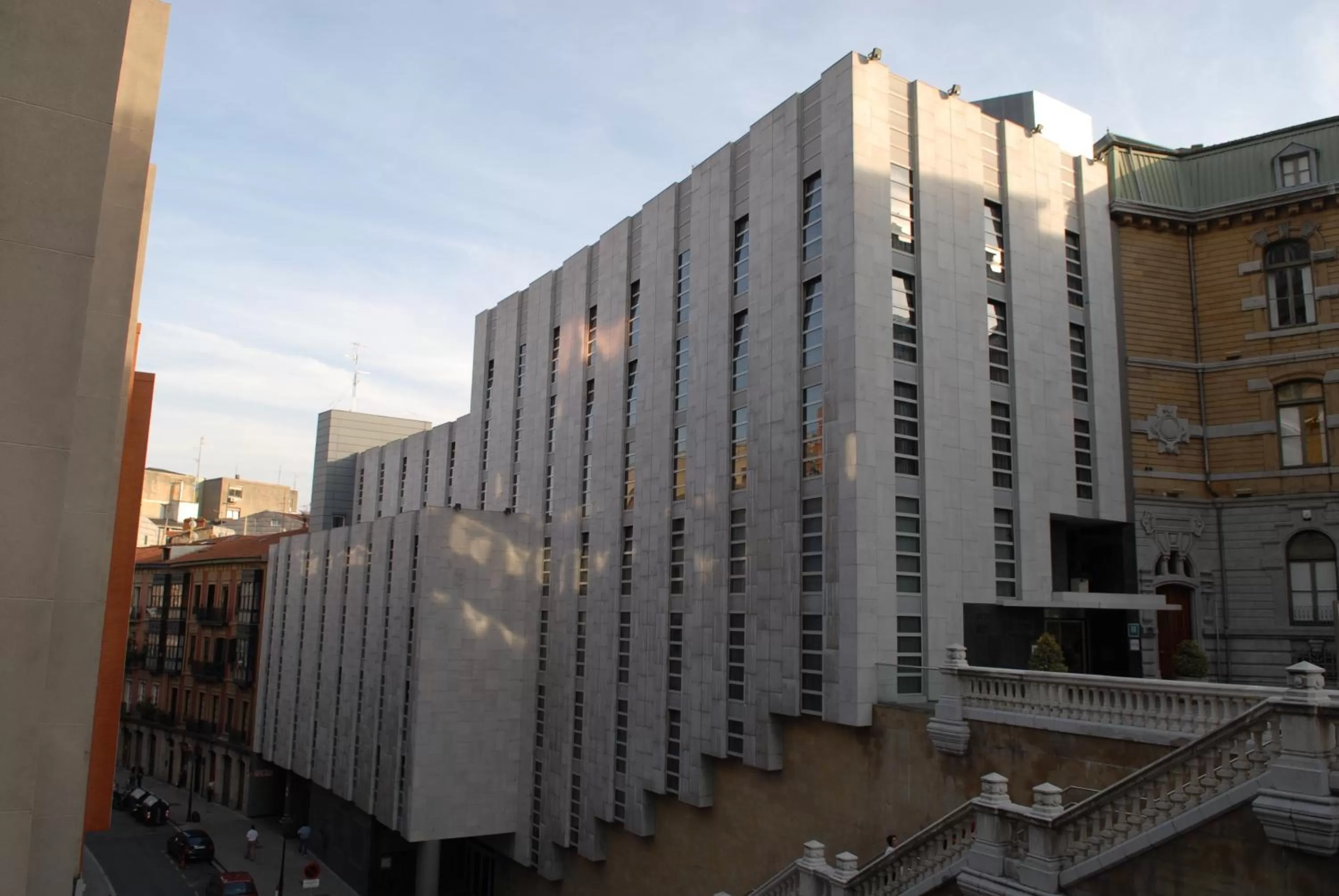 Facade/entrance in Hotel Mercure Jardines de Albia