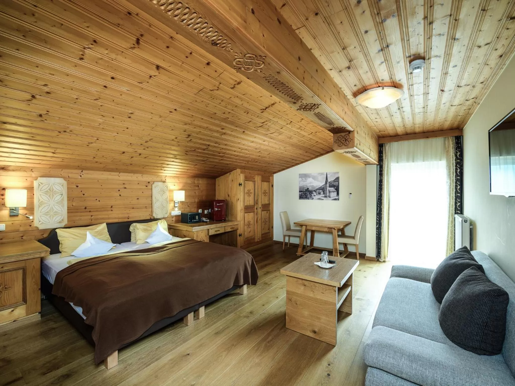 Photo of the whole room, Bed in Hotel Victoria