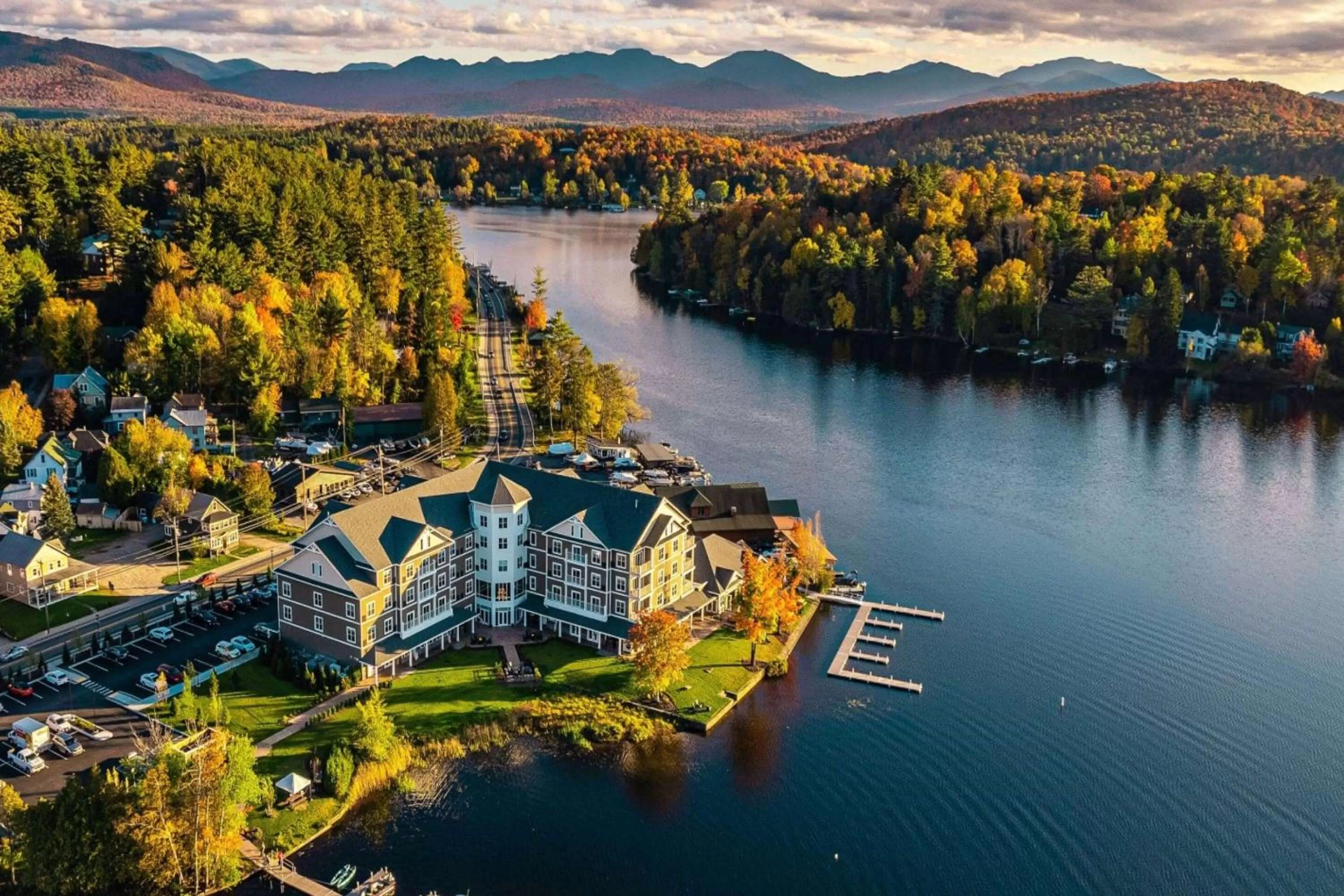 voco Saranac Lake NY - Waterfront by IHG