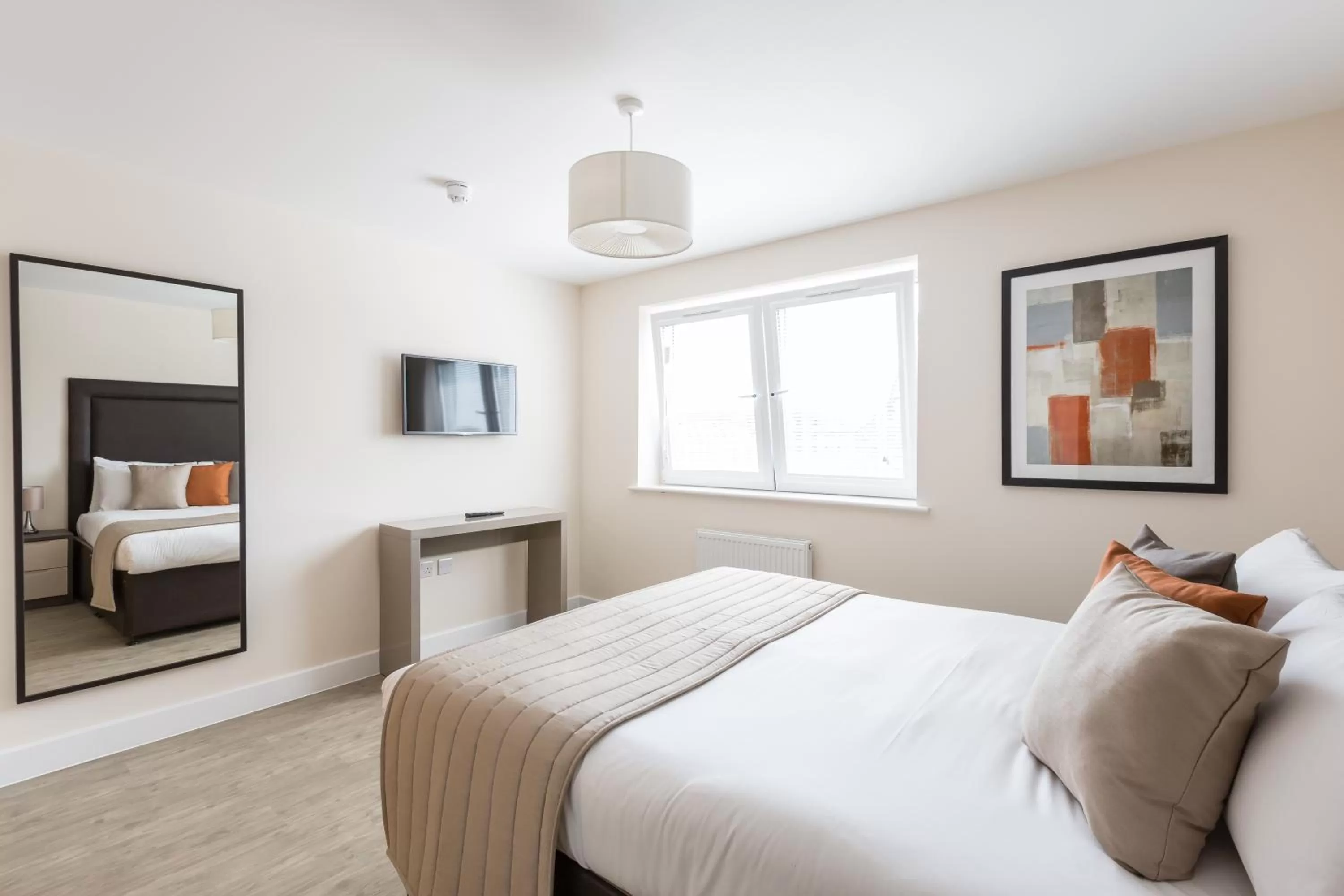 Photo of the whole room, Bed in House of Fisher - Central Gate