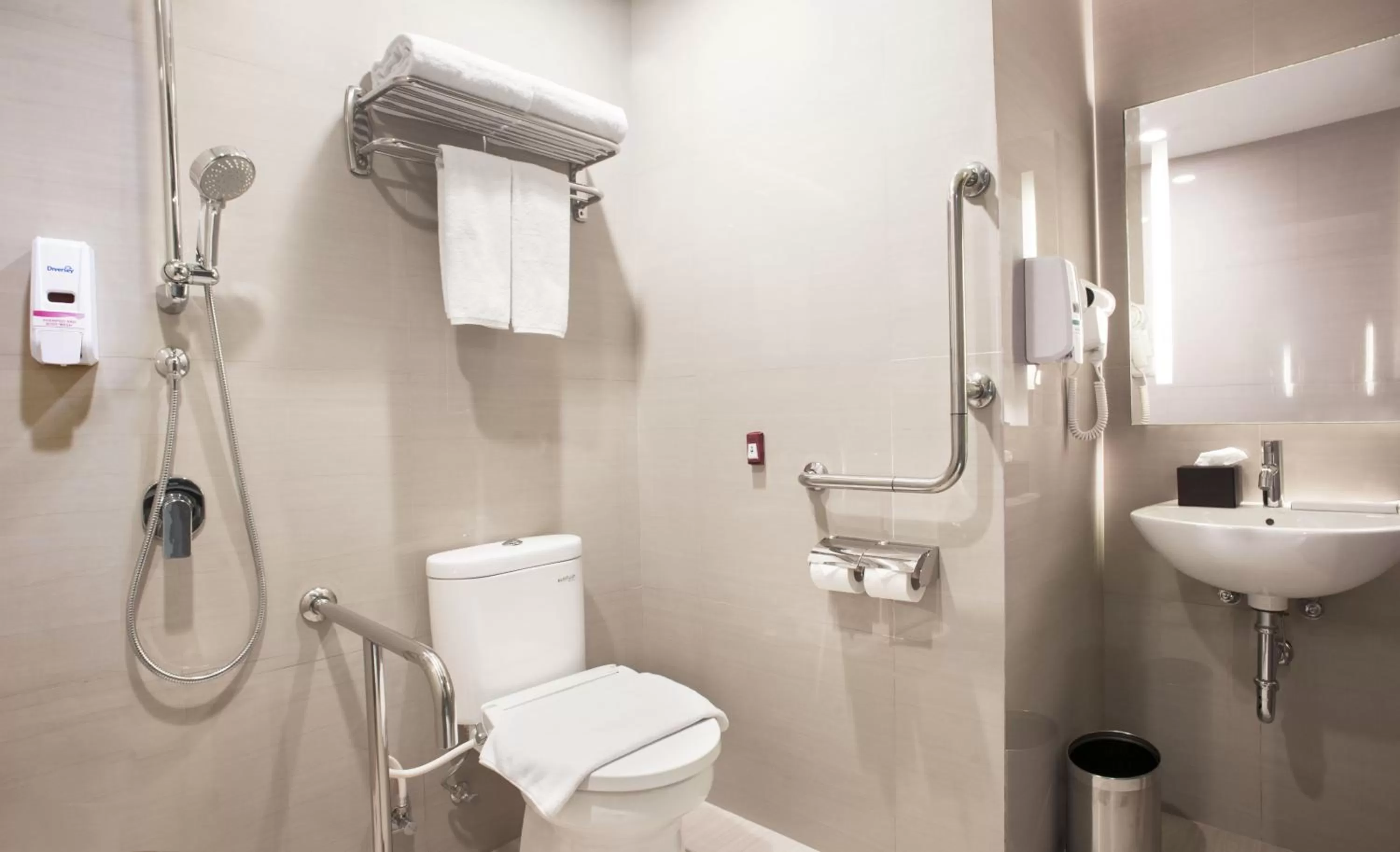 Bathroom in Holiday Inn Express Surabaya CenterPoint by IHG
