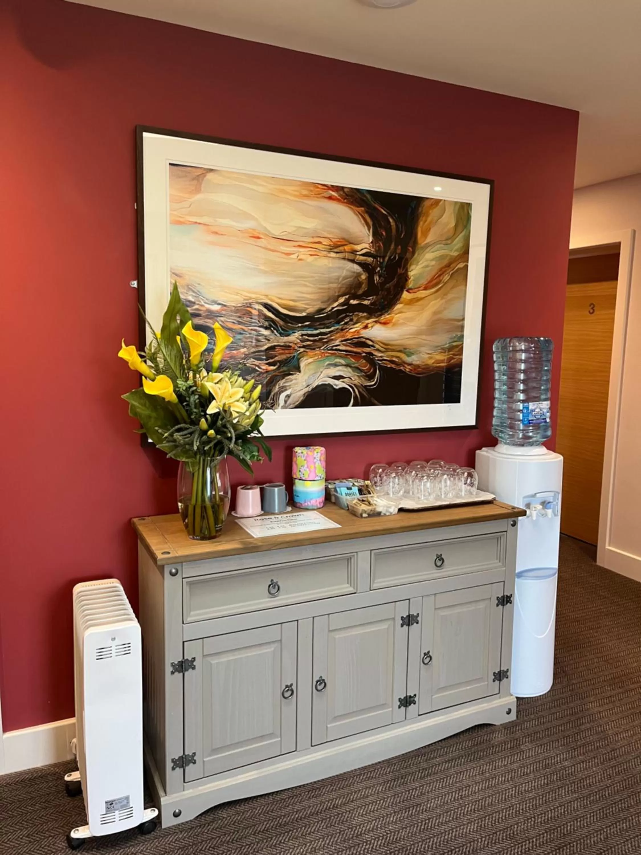 Decorative detail in Rose and Crown