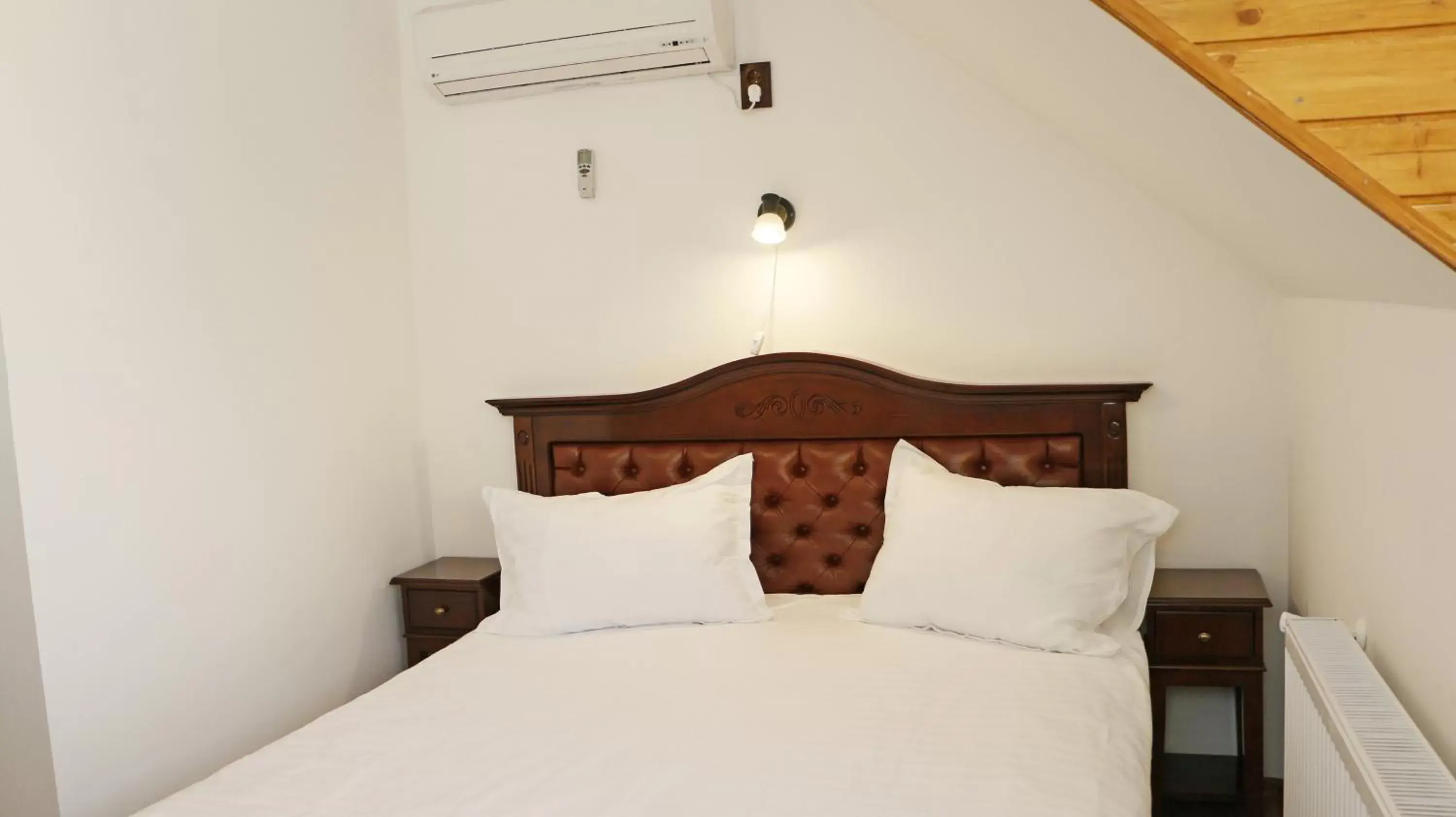 Standard Double Room in Hanu lui Gica Spa Standard Double Room in Hanu lui Gica Spa