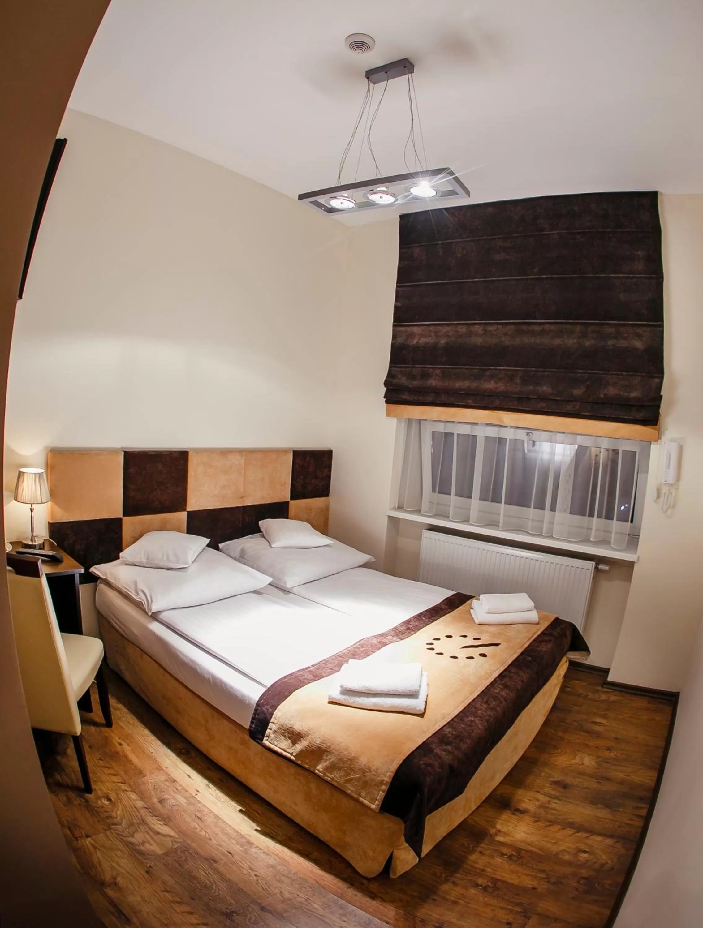 Bed in Boutique Hotel's II Rewolucji