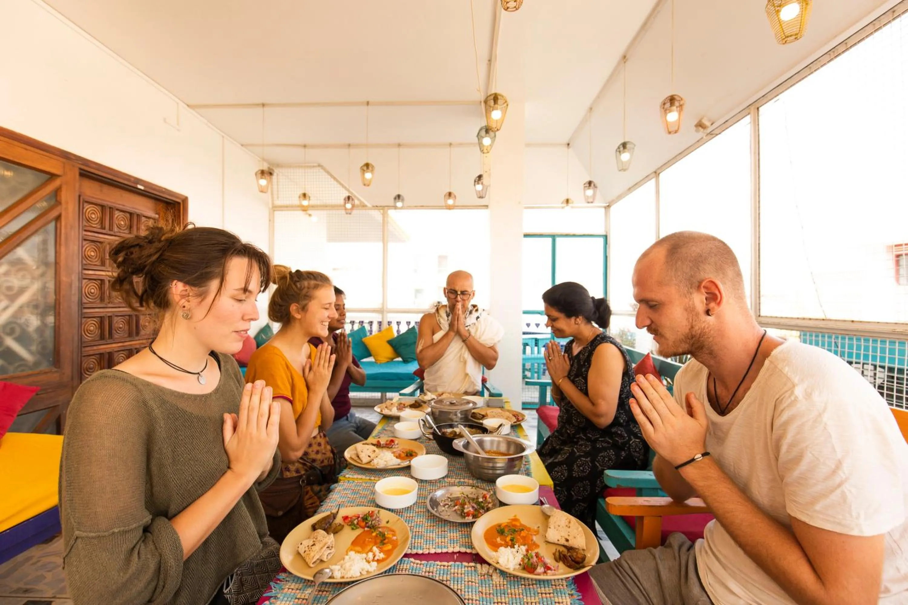 Restaurant/places to eat in goSTOPS Lite Varanasi