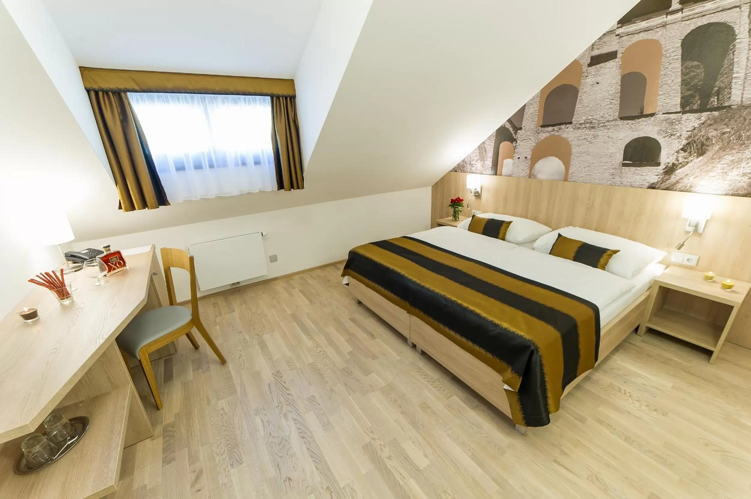 Bed in Garni hotel Castle Bridge