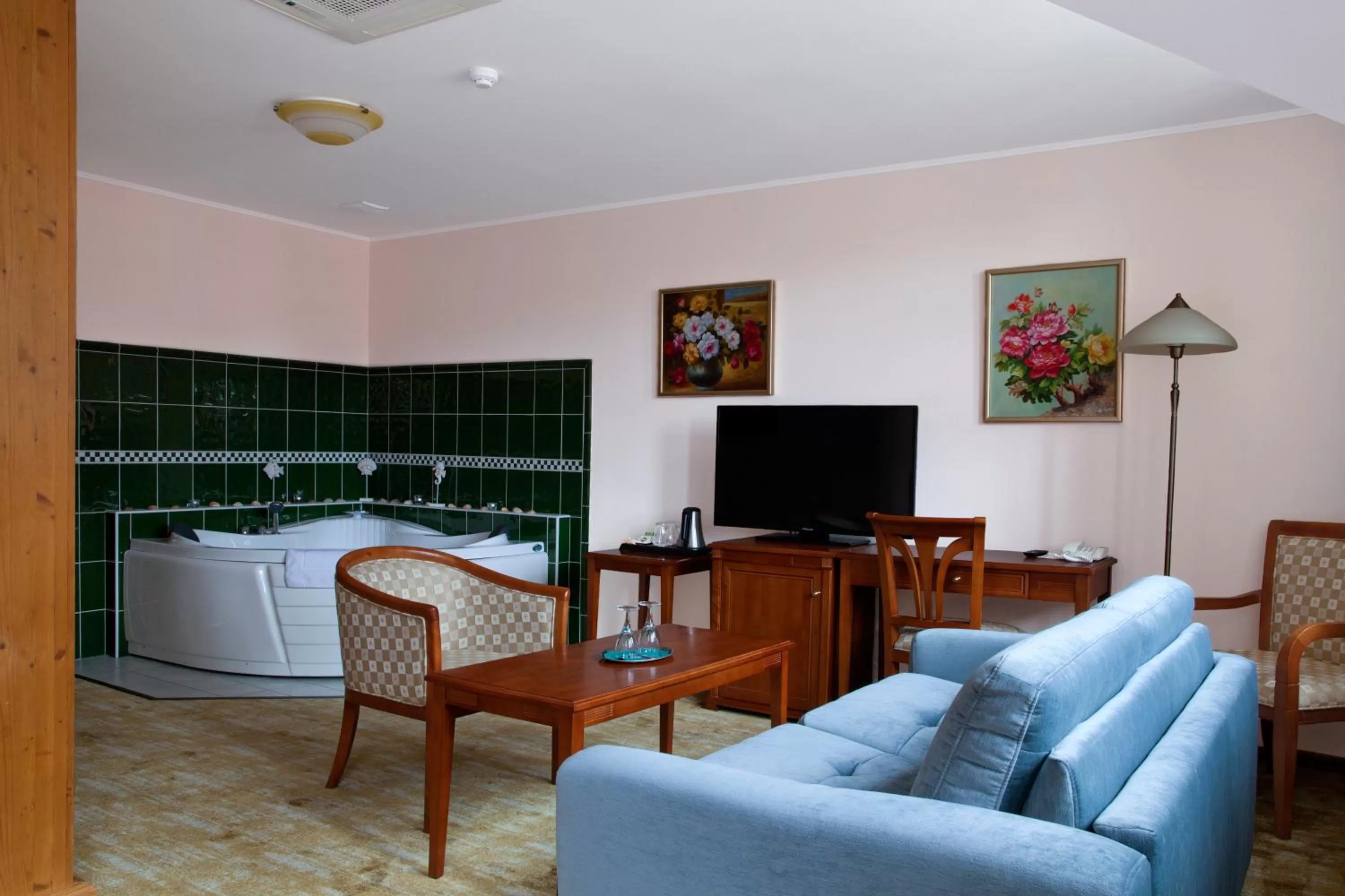 Photo of the whole room, Seating Area in Wellness Hotel Ida