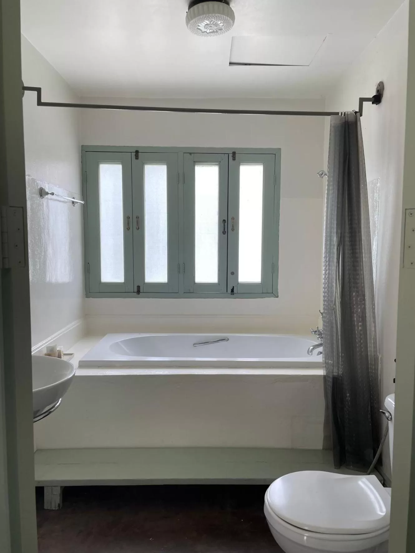 Toilet in Villa Duangchampa