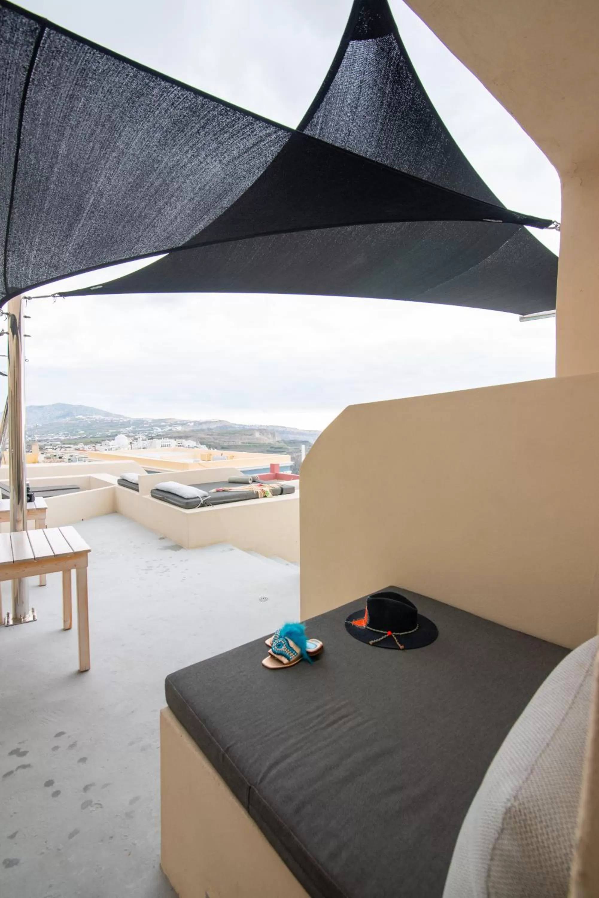 Bed in Caldera Cliff Illusion