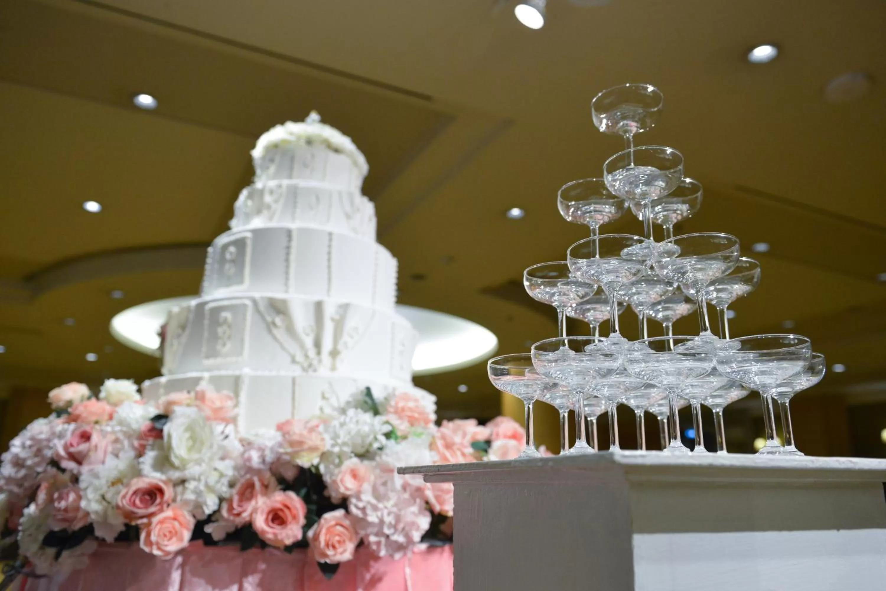 Banquet/Function facilities in Miracle Grand Convention Hotel