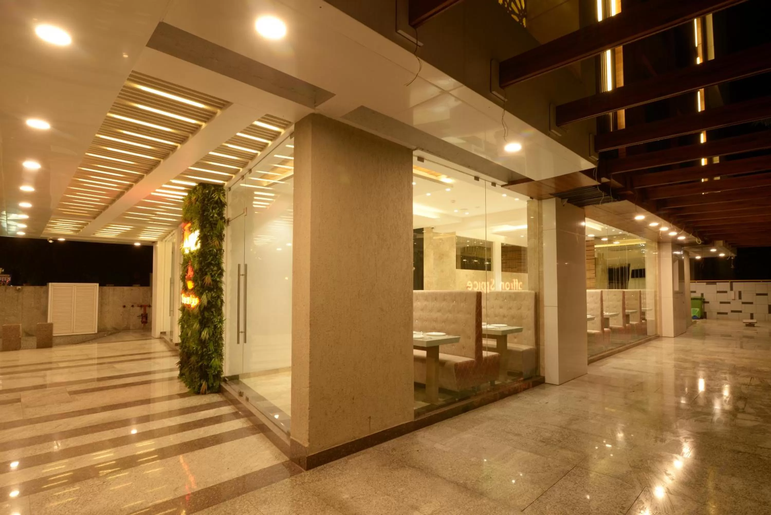 Facade/entrance in Hotel Auris & Banquets, Mumbai International Airport