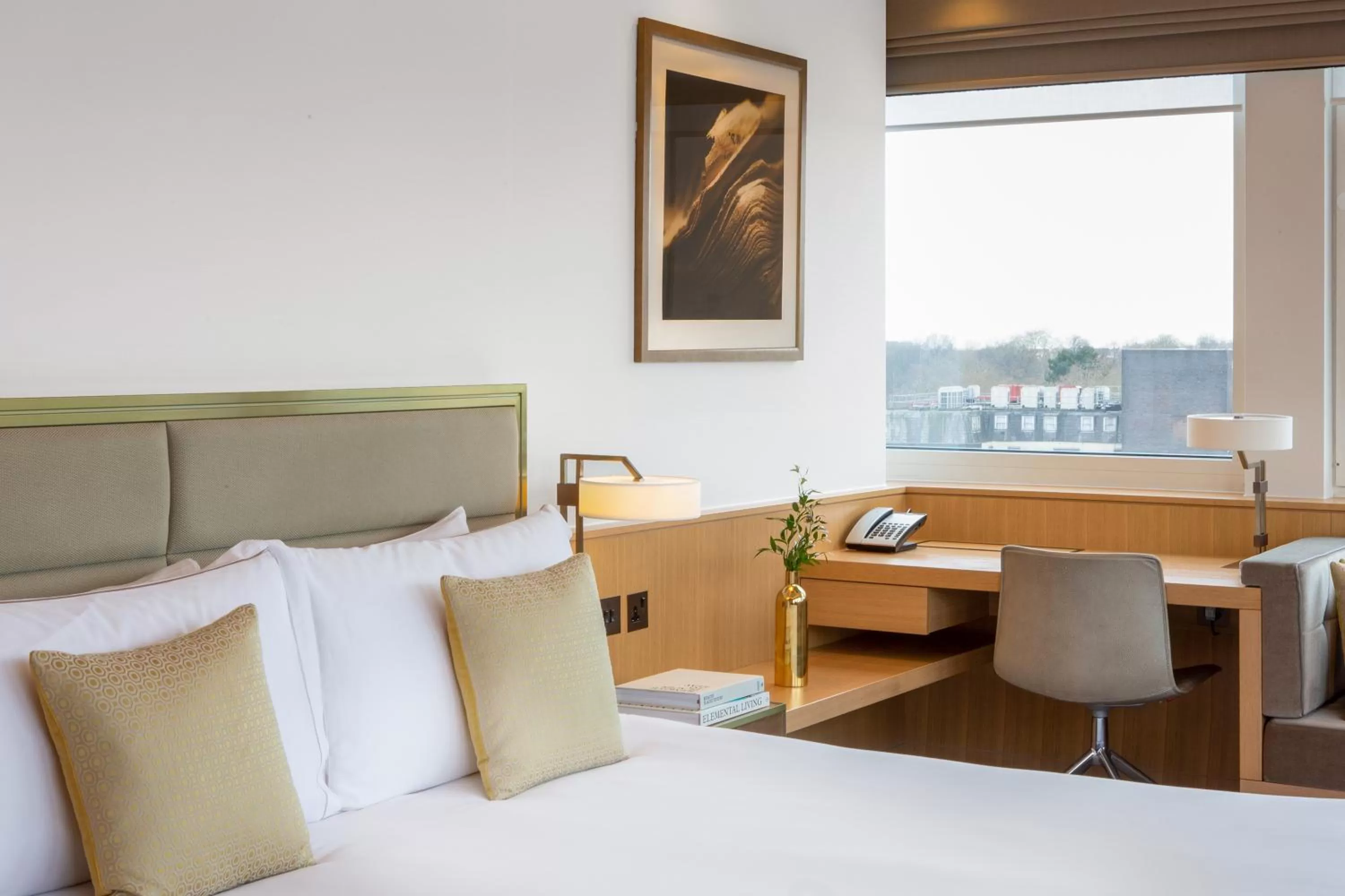 Bedroom, Bed in Royal Lancaster London