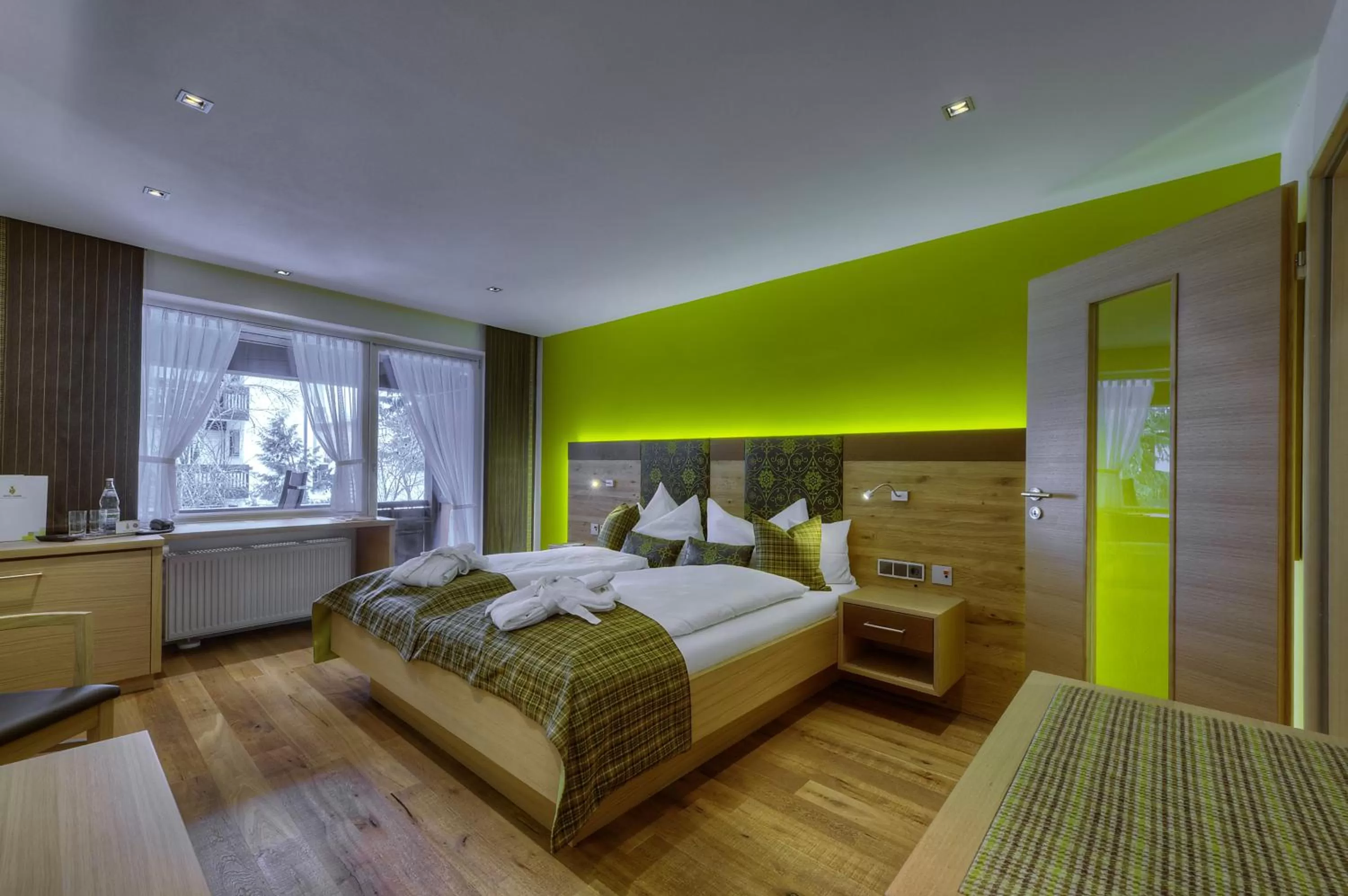 Photo of the whole room, Bed in DIANA Naturpark Hotel - mit Oberstaufen Plus Golf-Gästekarte