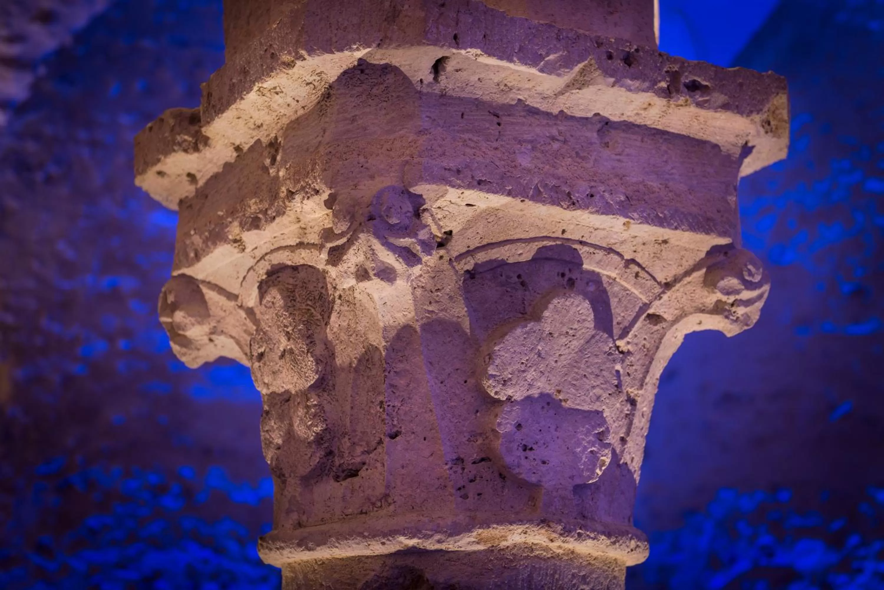 Lounge or bar in Hôtel Aux Vieux Remparts