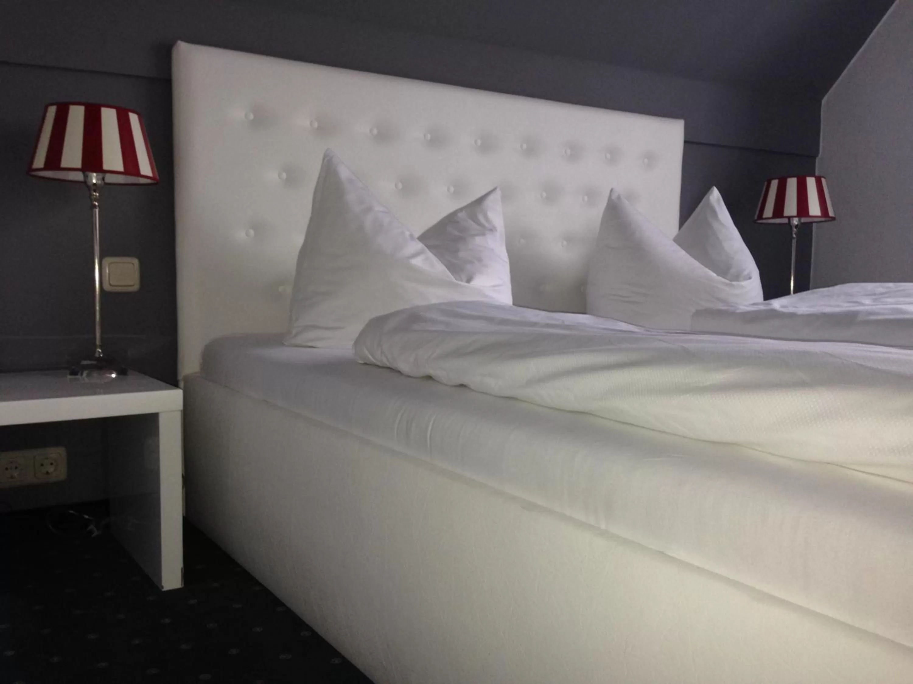 Bed in Arthotel Restaurant Pfeffermühle