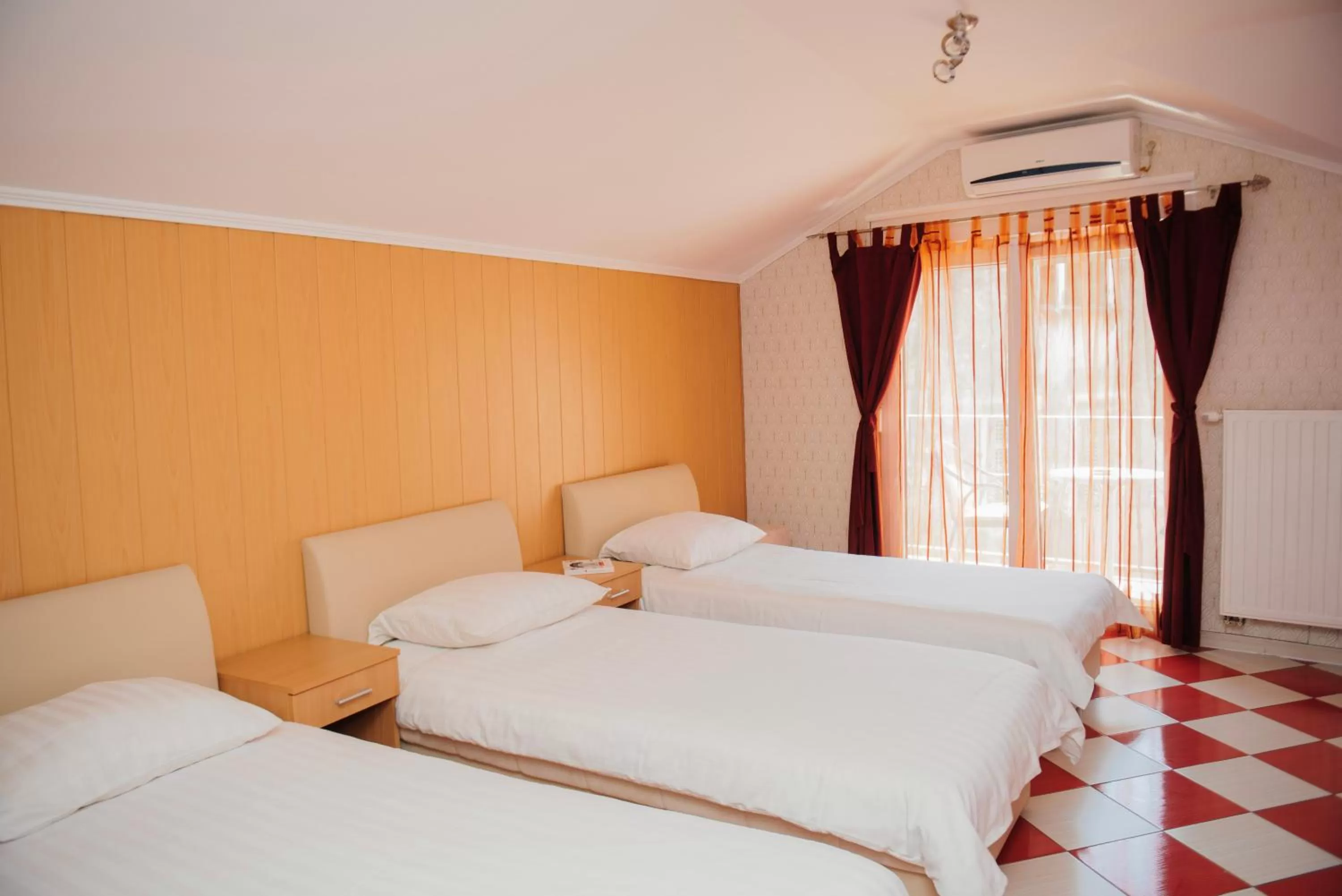 Bedroom, Bed in Hotel - Villa Lejla