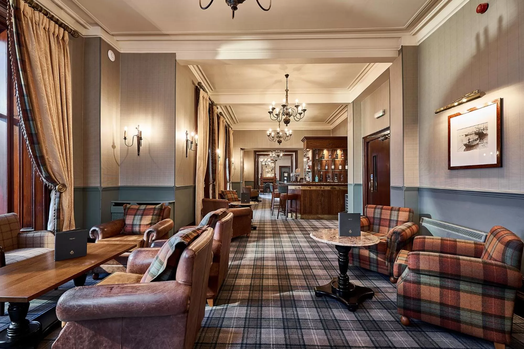 Lounge or bar in Oban Bay Hotel