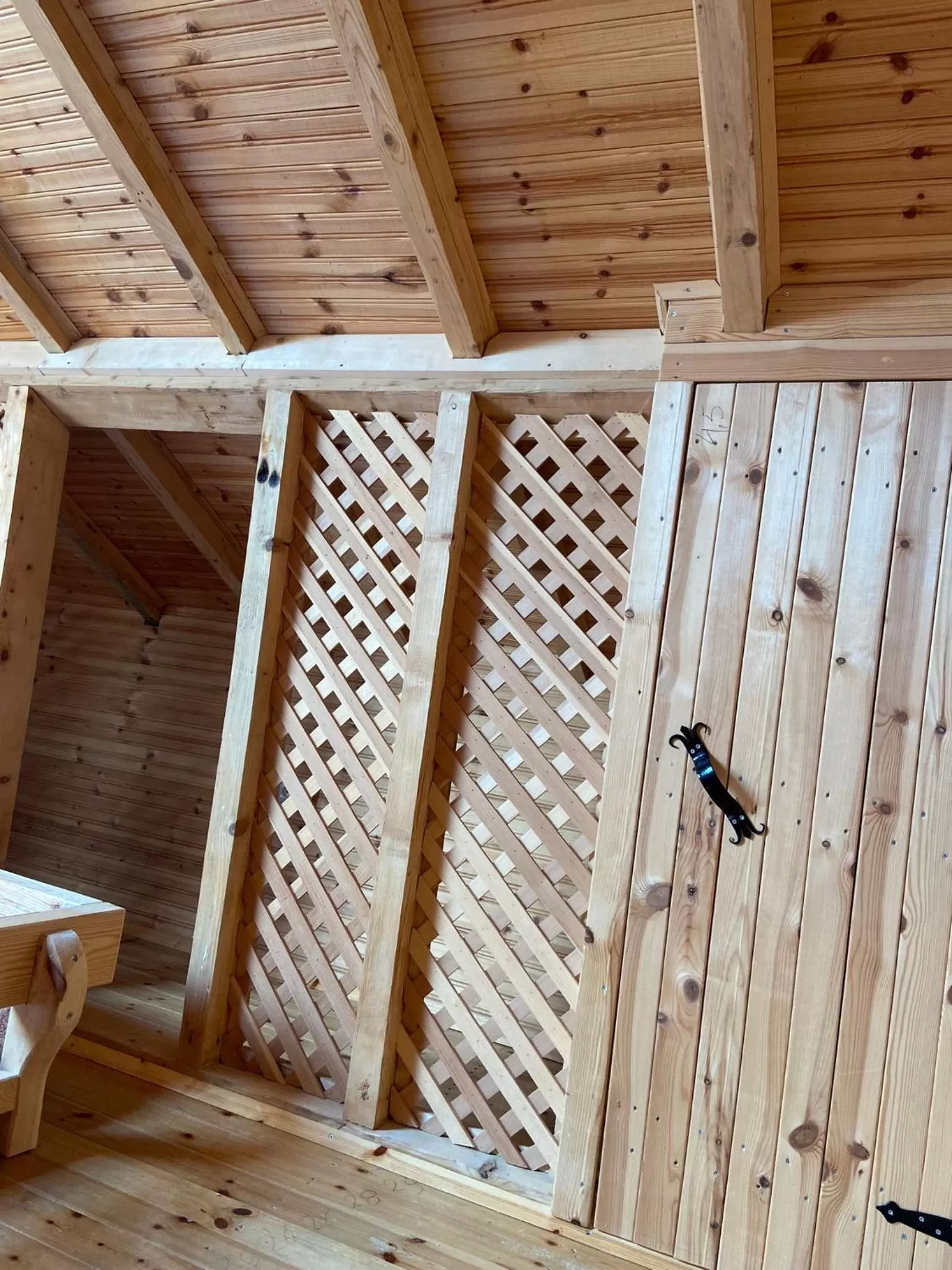 wardrobe in Porta7 Hotel