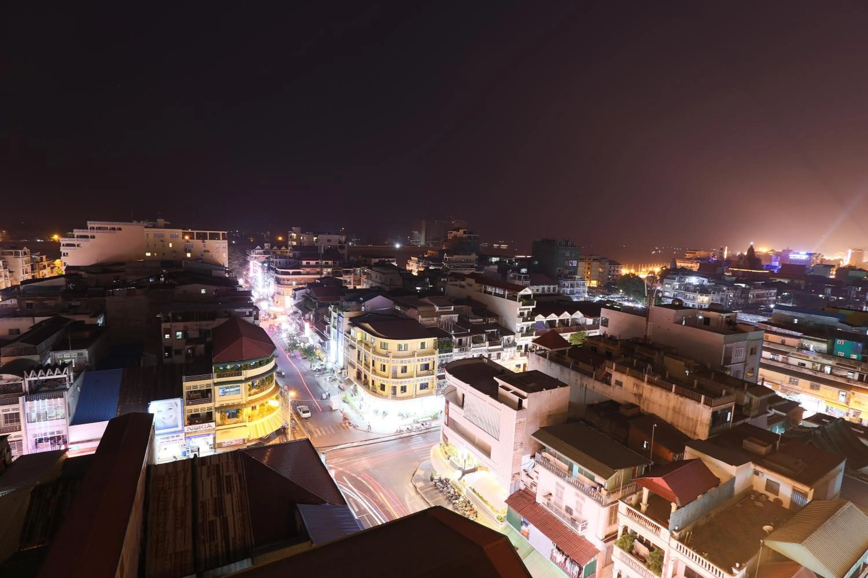 Facade/entrance in Queenwood Hotel