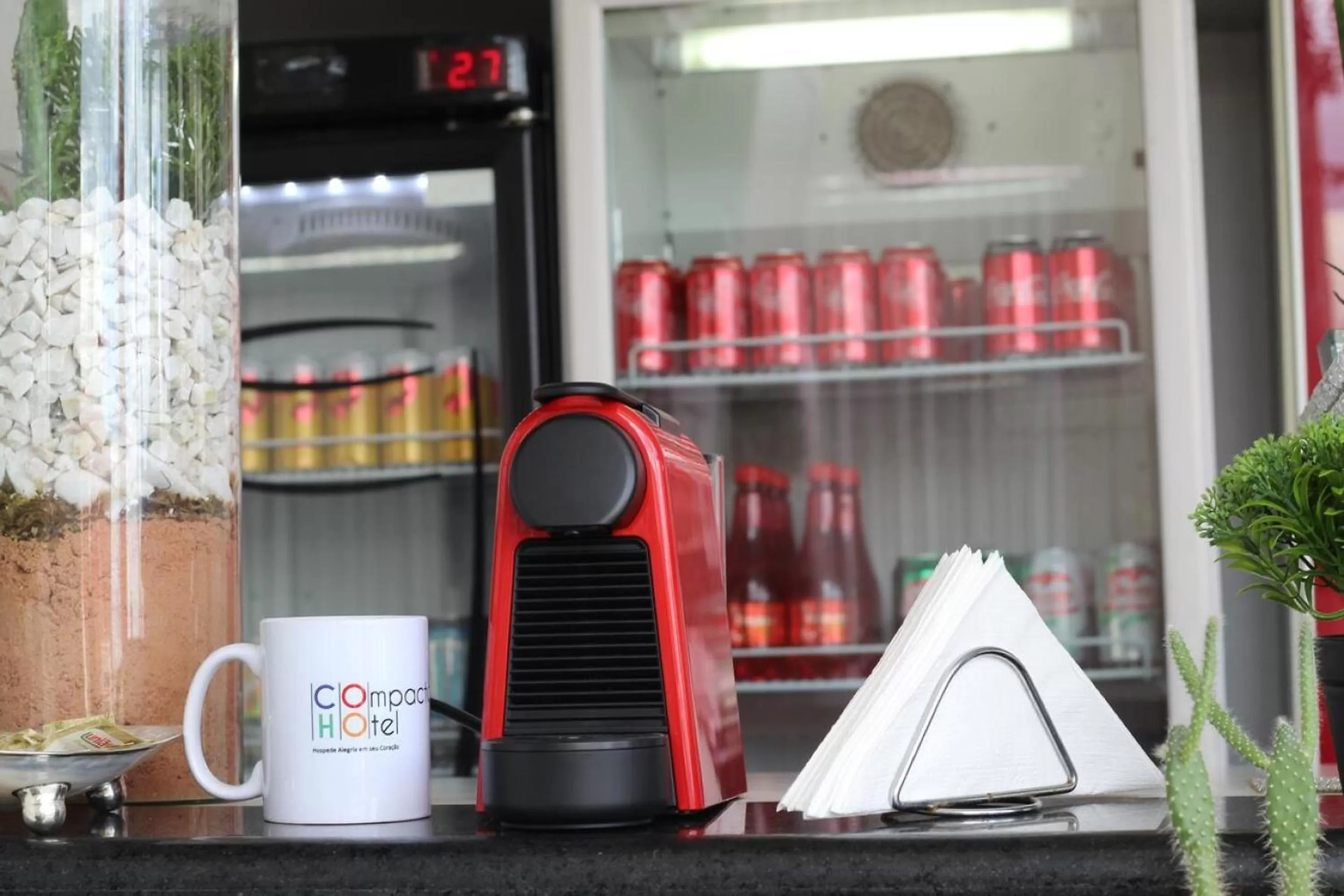 Restaurant/places to eat in Compacto Hotel Alphaville Campinas