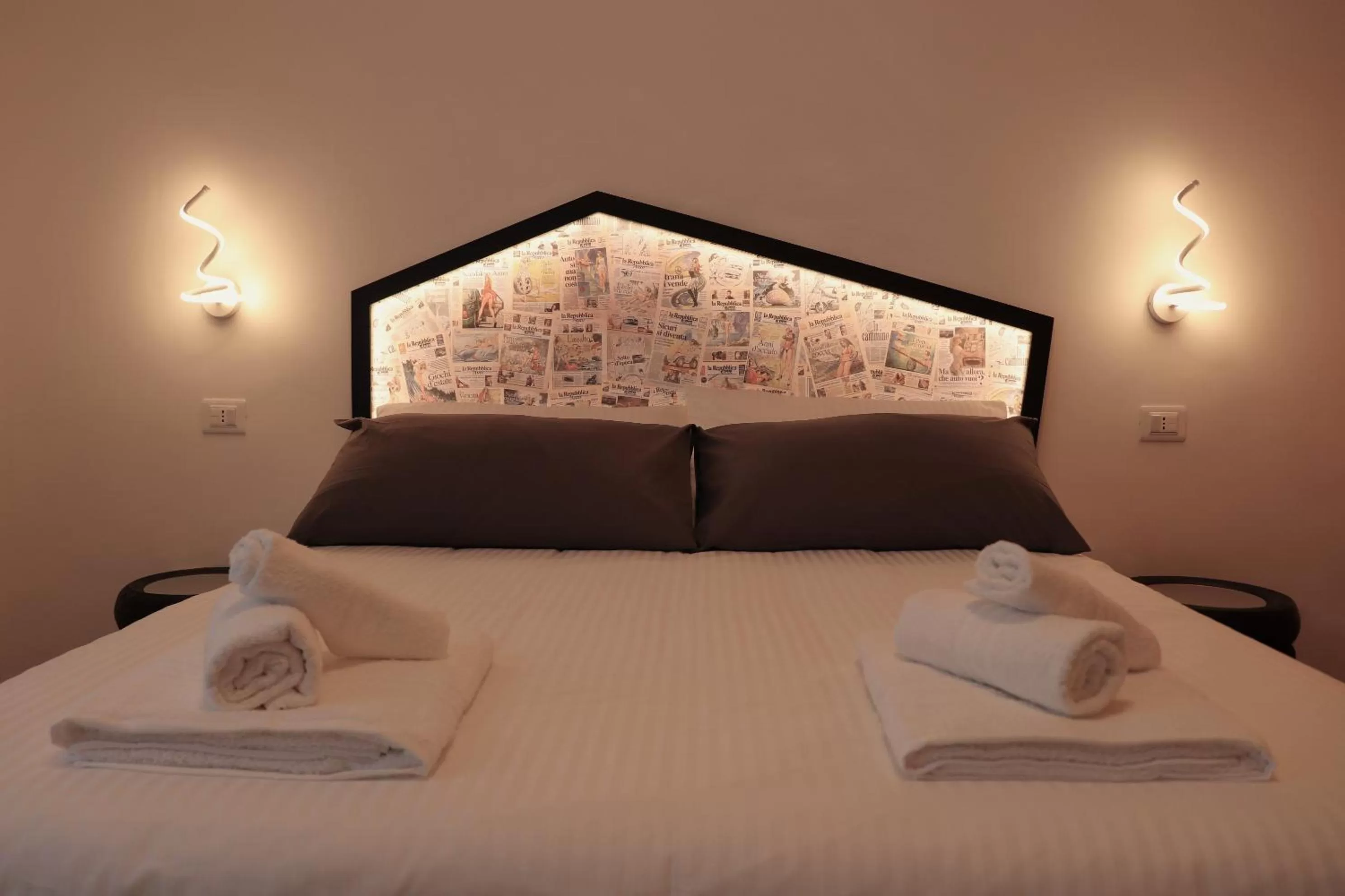 Bed in Liotru Maisonne