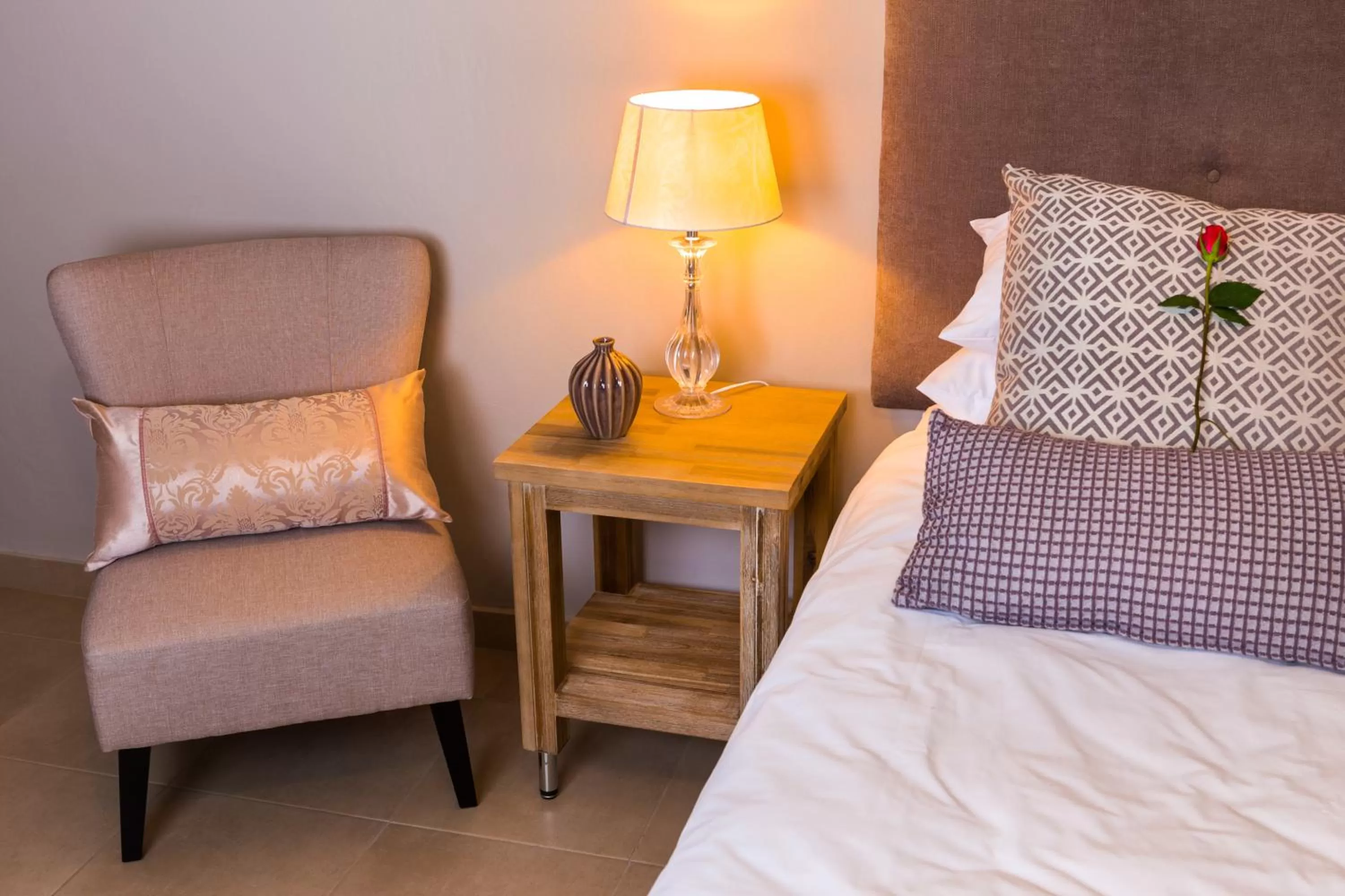 Shower, Seating Area in La Vida Luka - Luxury Guesthouse