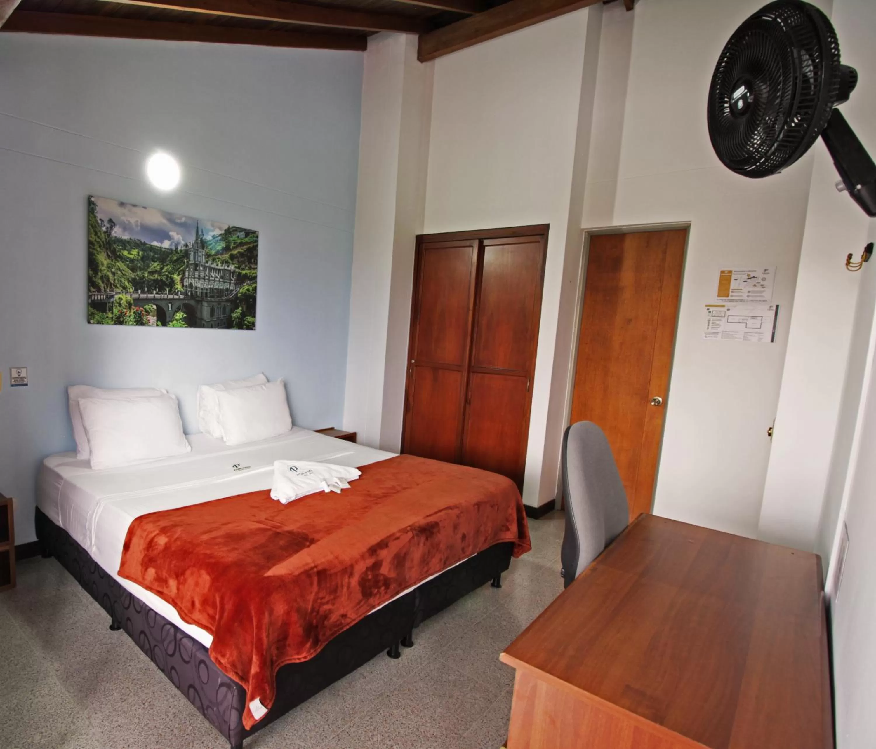 Other, Bed in Poblado Guest House