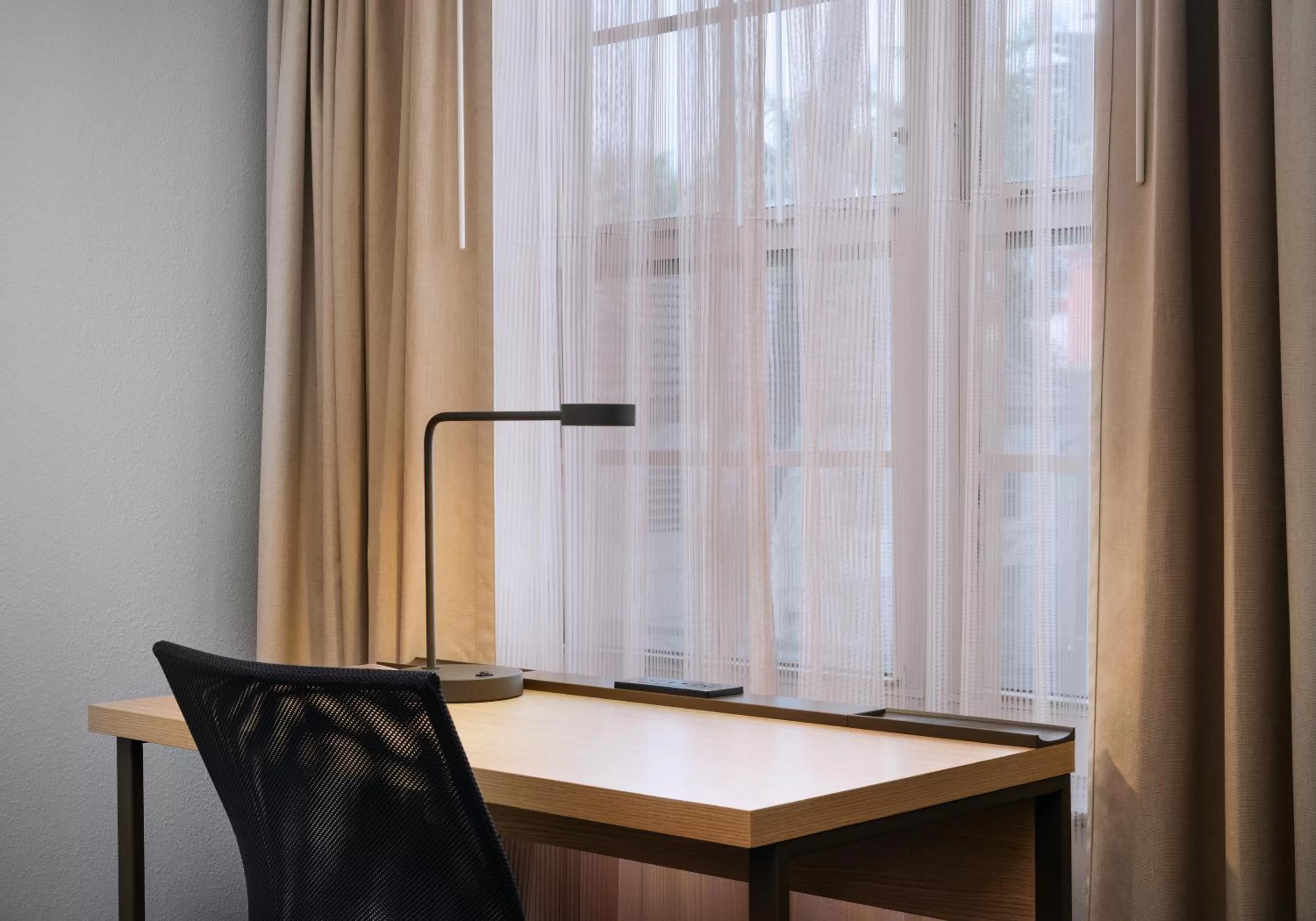 hair dresser in Residence Inn Fort Lauderdale SW/Miramar