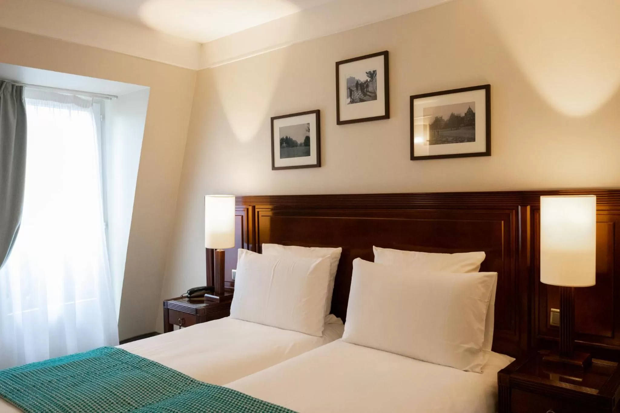 Bedroom, Bed in Hôtel Régent Contades