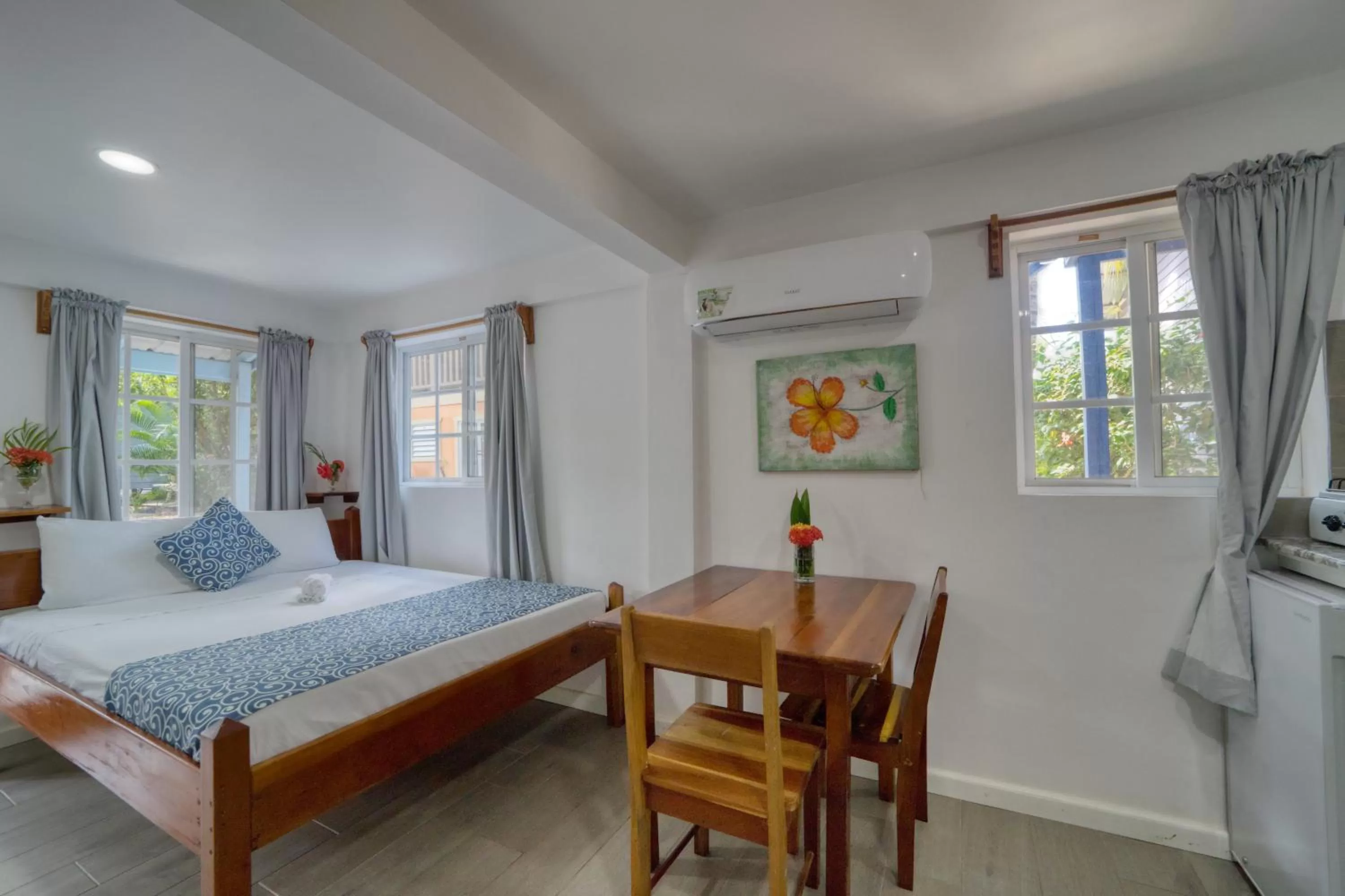 Bed in Placencia Villas