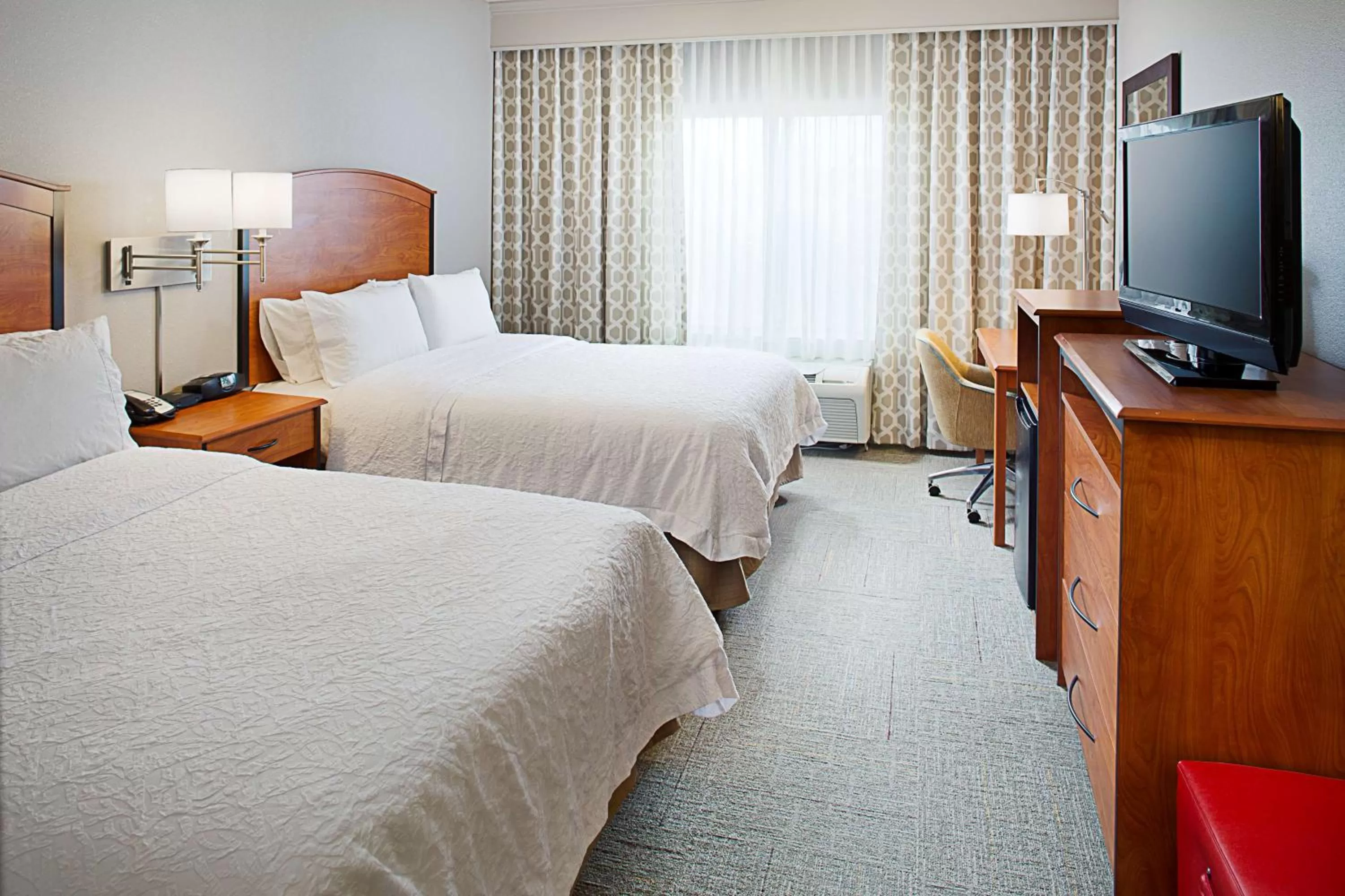Queen Room with Two Queen Beds and Bath Tub - Disability/Hearing Accessible in Hampton Inn & Suites Lancaster