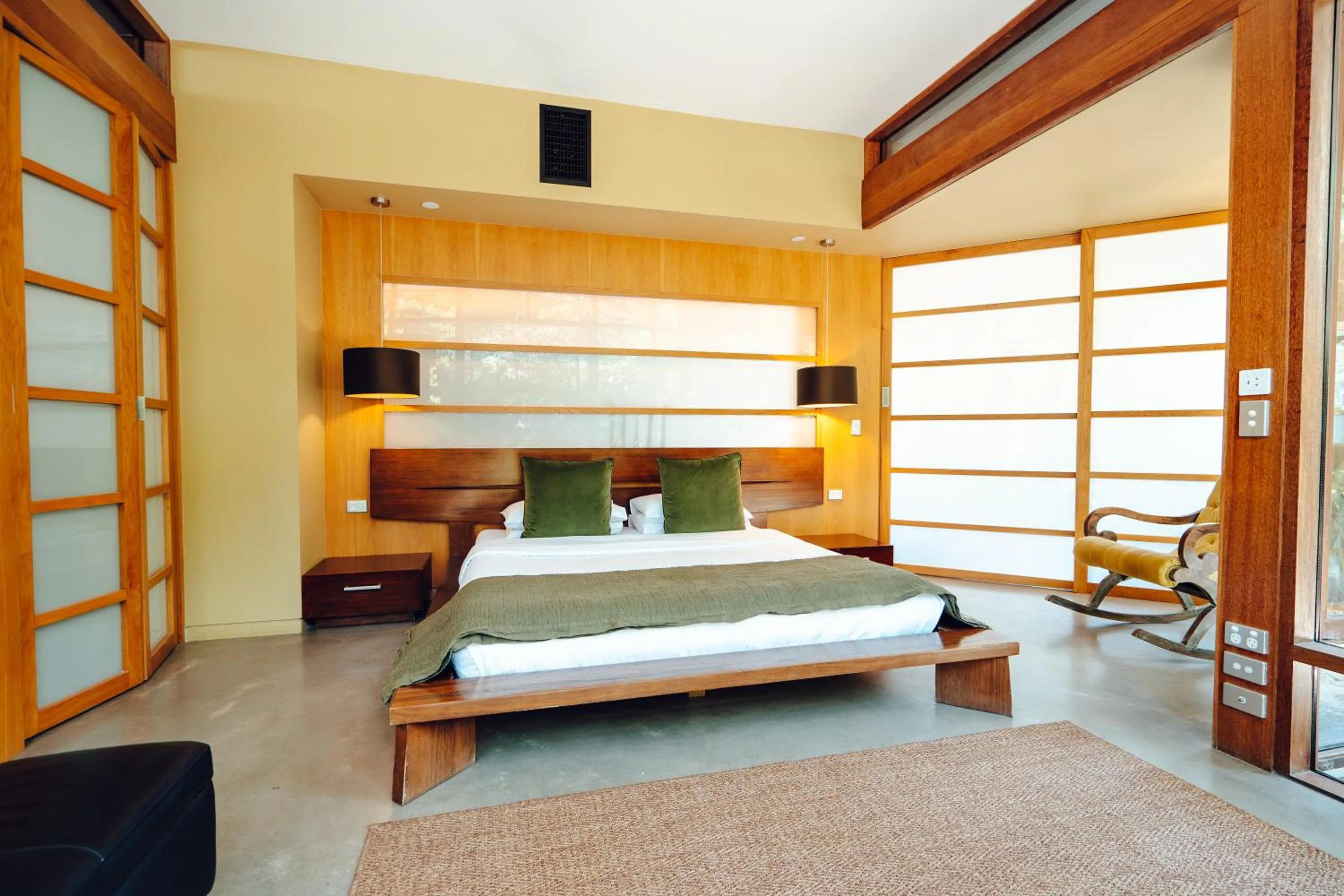 Bed in Sticky Rice Villas