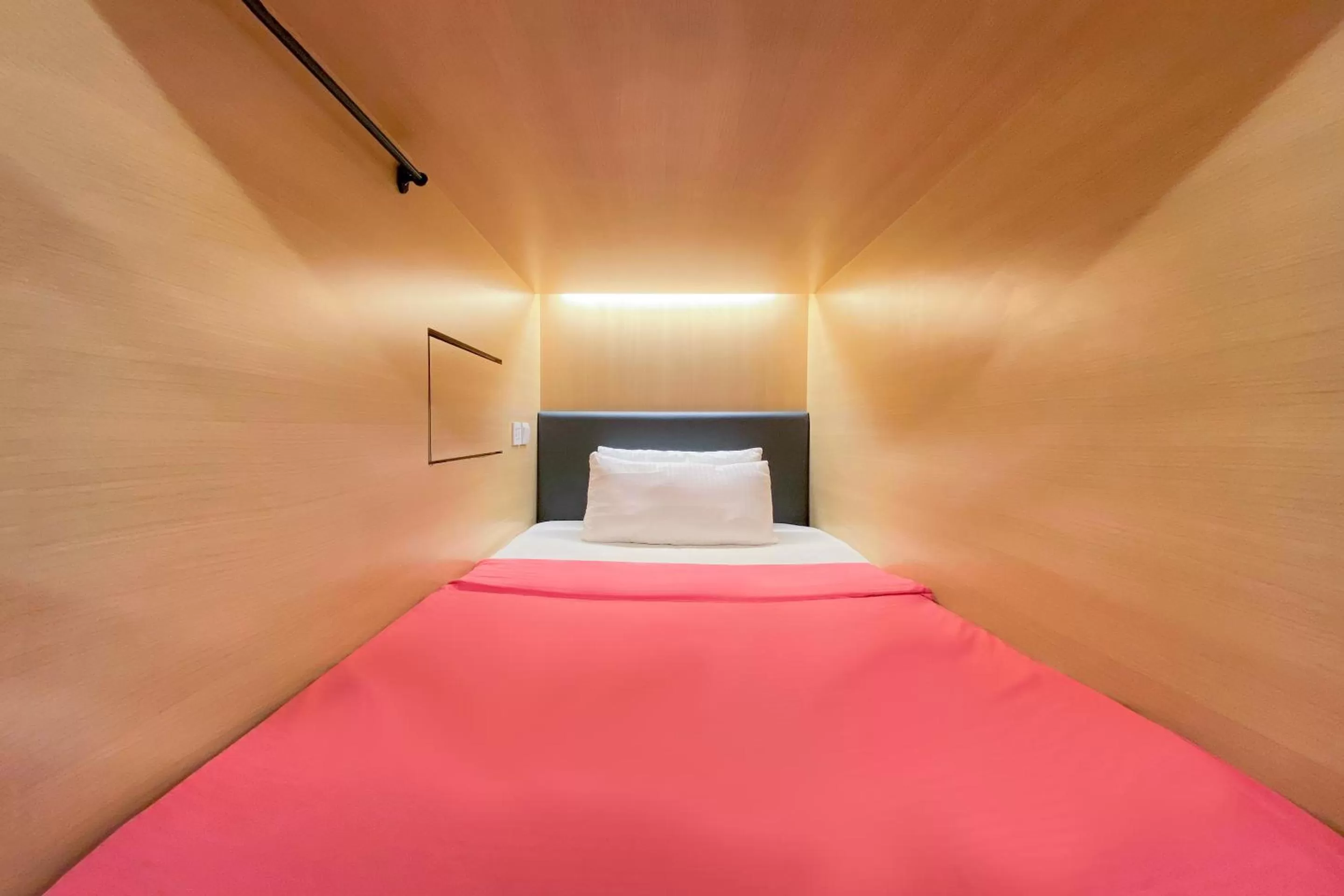 Bedroom, Bed in OYO 89809 Sogor Girls Dormitory Female Only